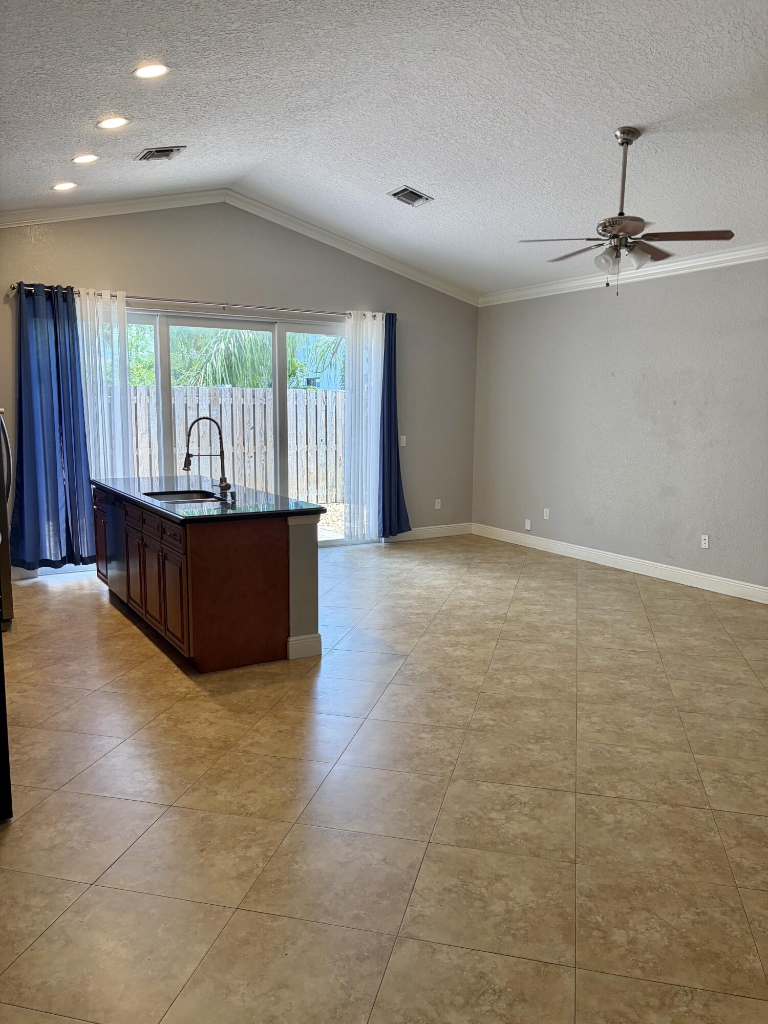 SOUTHWIND SPRINGS - Residential Lease