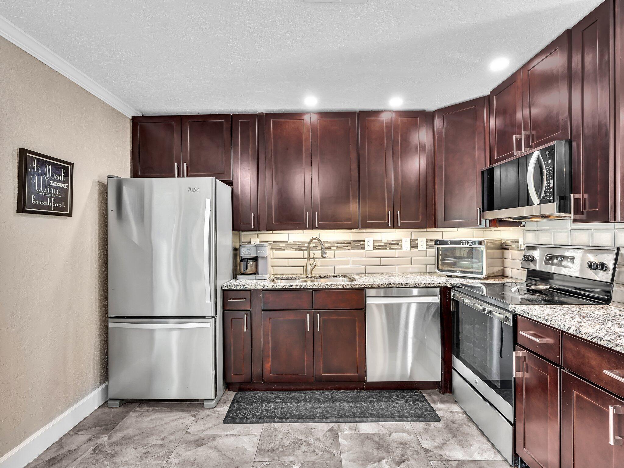 COLLIER MANOR 4TH ADD - Residential