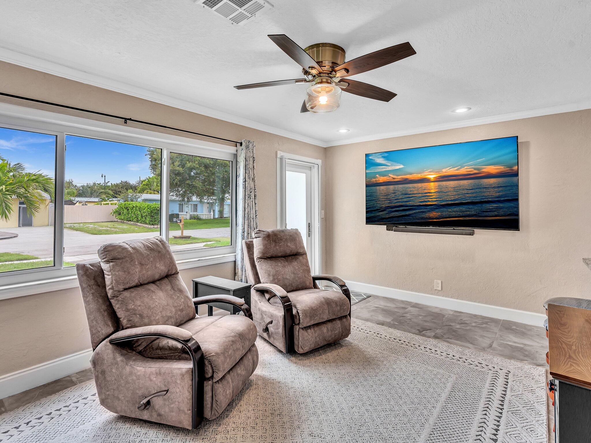 COLLIER MANOR 4TH ADD - Residential