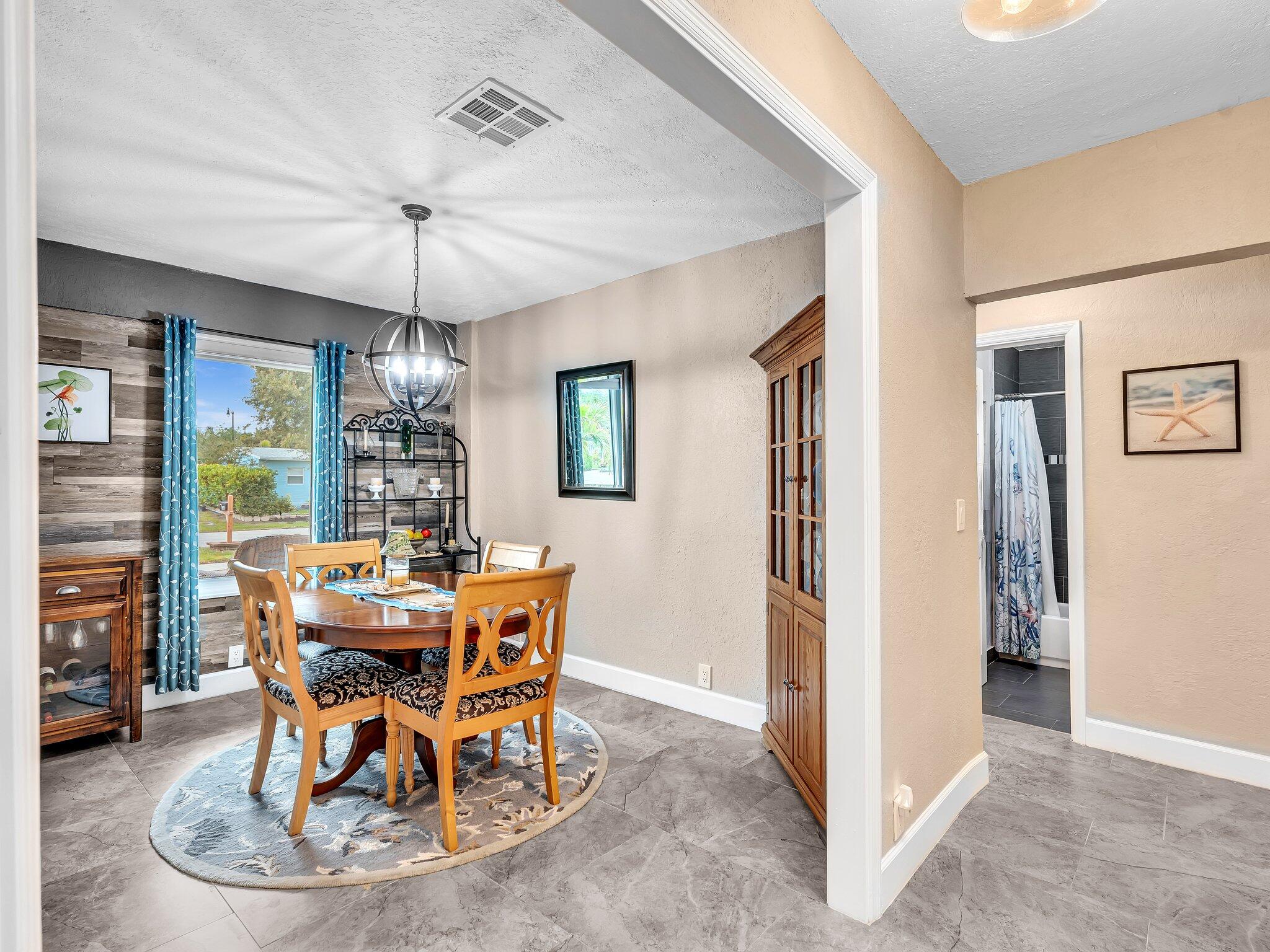 COLLIER MANOR 4TH ADD - Residential