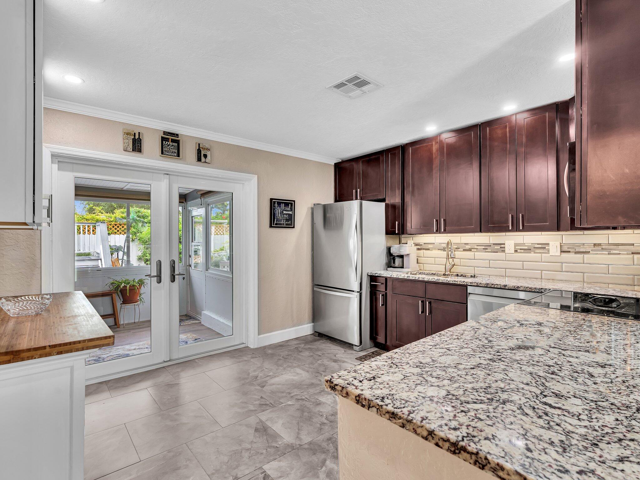 COLLIER MANOR 4TH ADD - Residential
