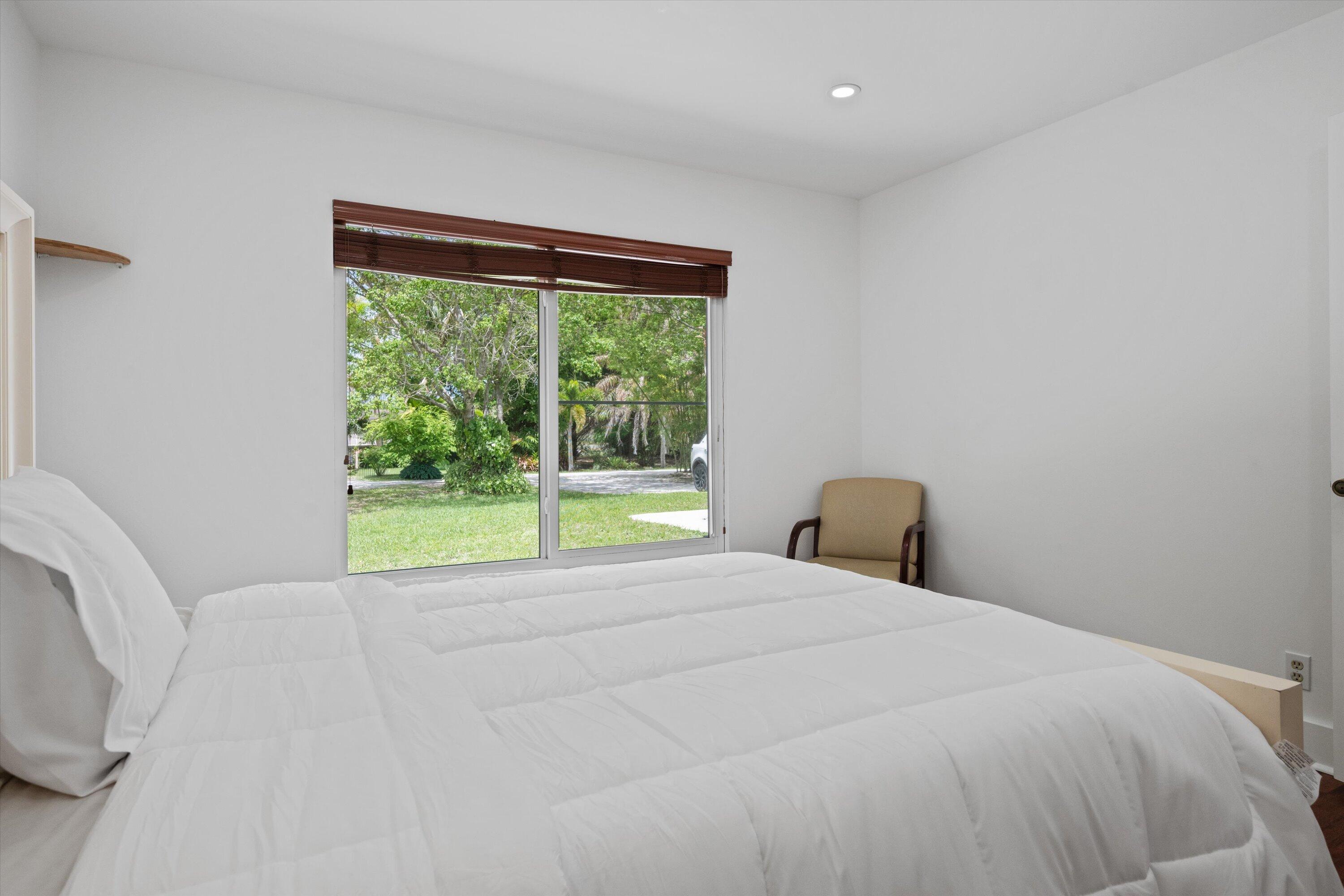 LOXAHATCHEE HOMES - Residential Lease