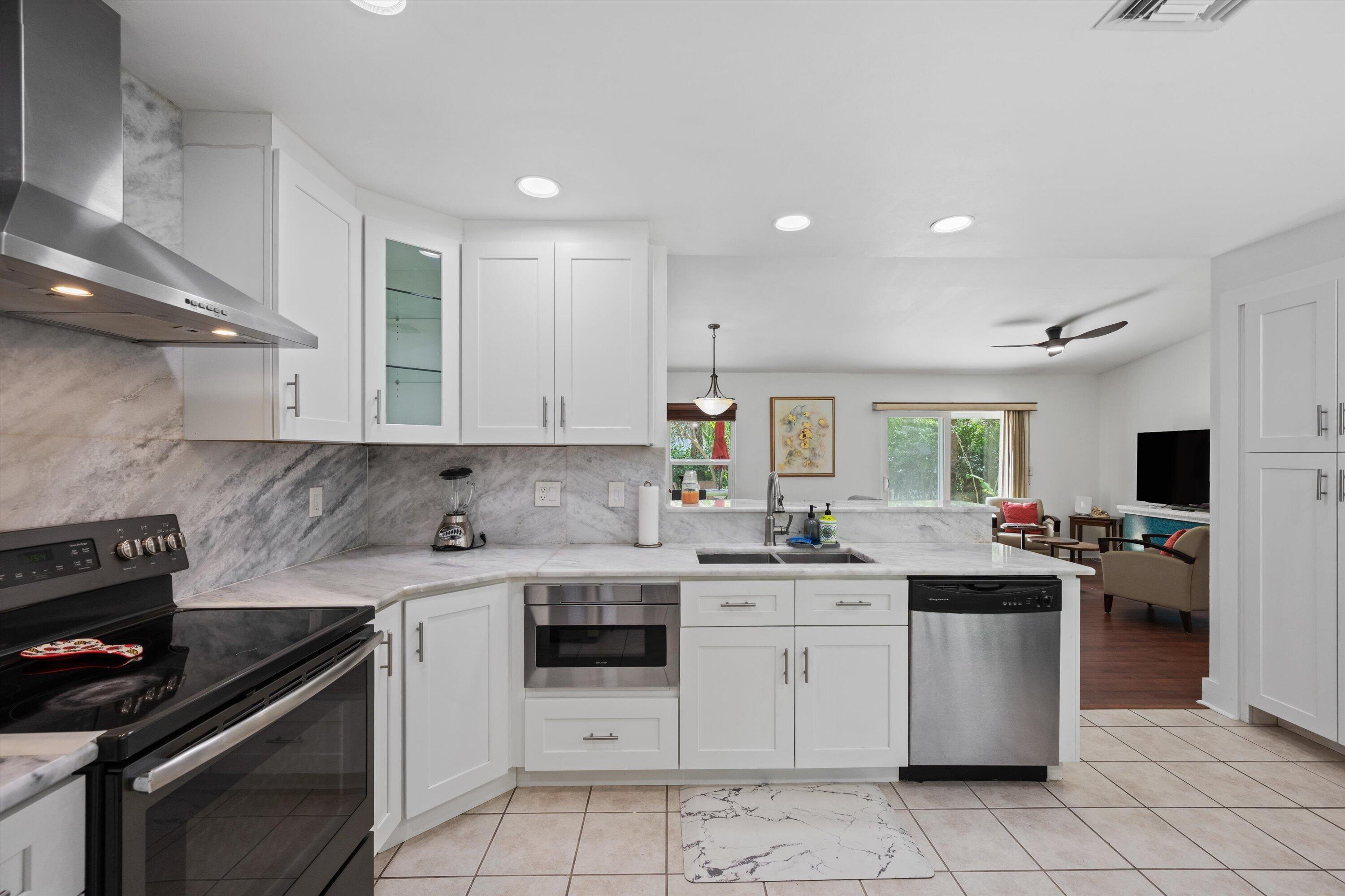 LOXAHATCHEE HOMES - Residential Lease