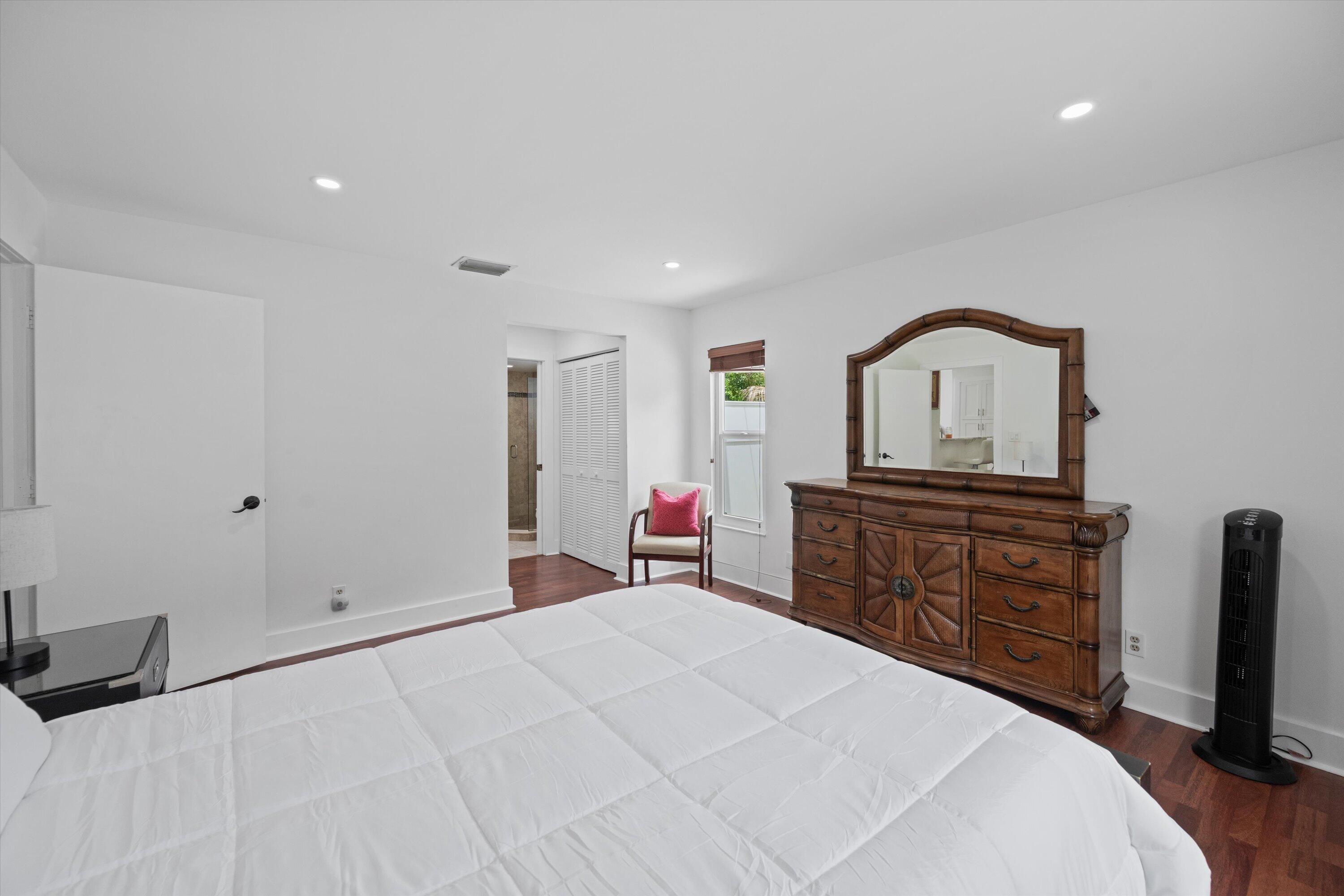 LOXAHATCHEE HOMES - Residential Lease