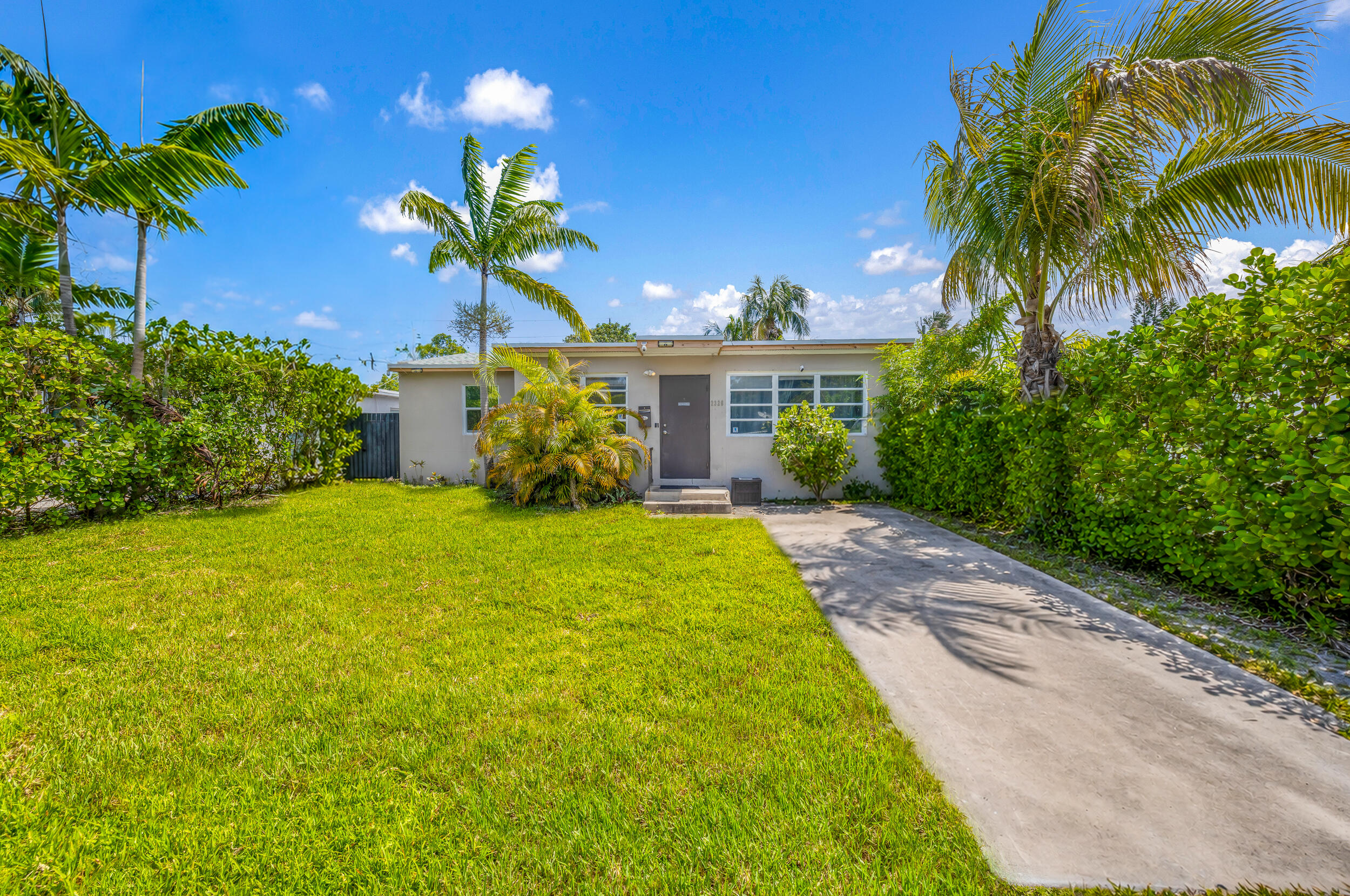 Fantastic opportunity for homeowners and investors alike! This charming home offers a flexible floor plan featuring a new roof, newer central A/C, washer and dryer, and a spacious fenced backyard with plenty of room to relax or entertain. The primary suite is currently set up to provide additional flexibility, making this property ideal for a variety of living arrangements. Conveniently located near major highways, shopping, dining, parks, and just a short drive to Hollywood Beach. Whether you're looking for a primary residence or your next investment, this property offers outstanding potential in a prime location.