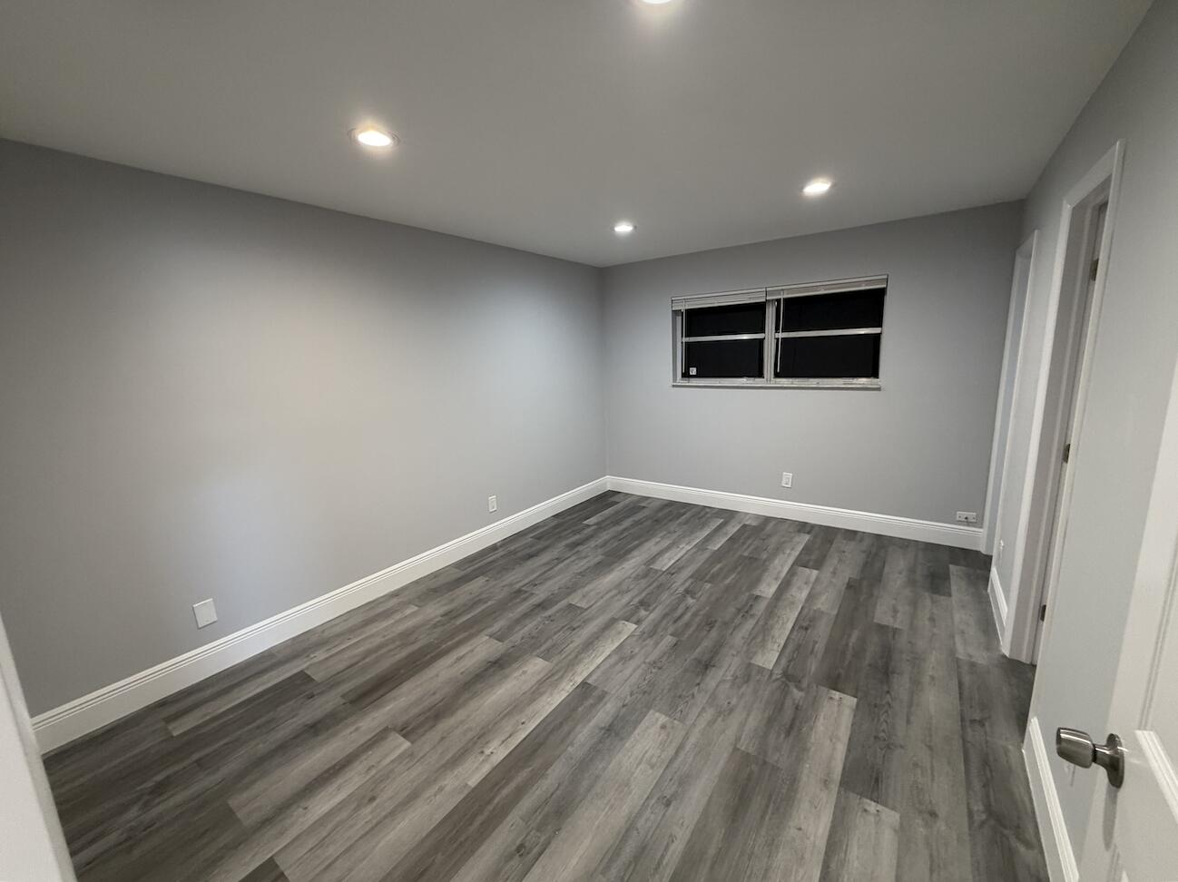 PARKWAY GARDENS - Residential Lease