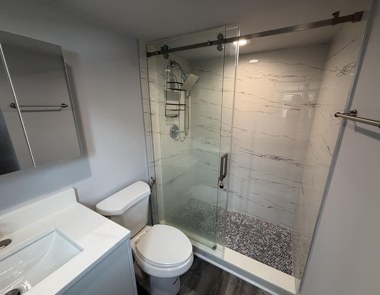 PARKWAY GARDENS - Residential Lease