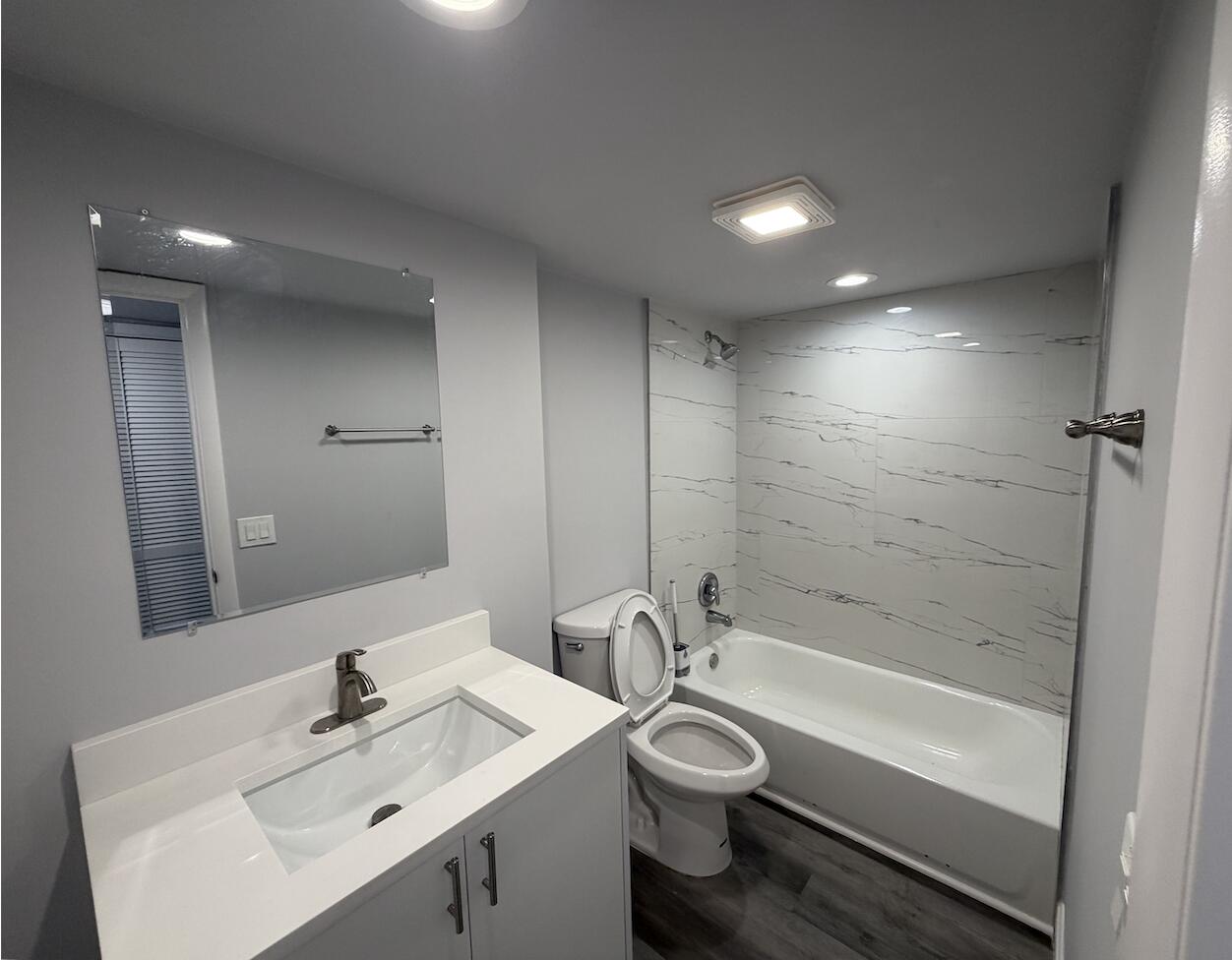 PARKWAY GARDENS - Residential Lease
