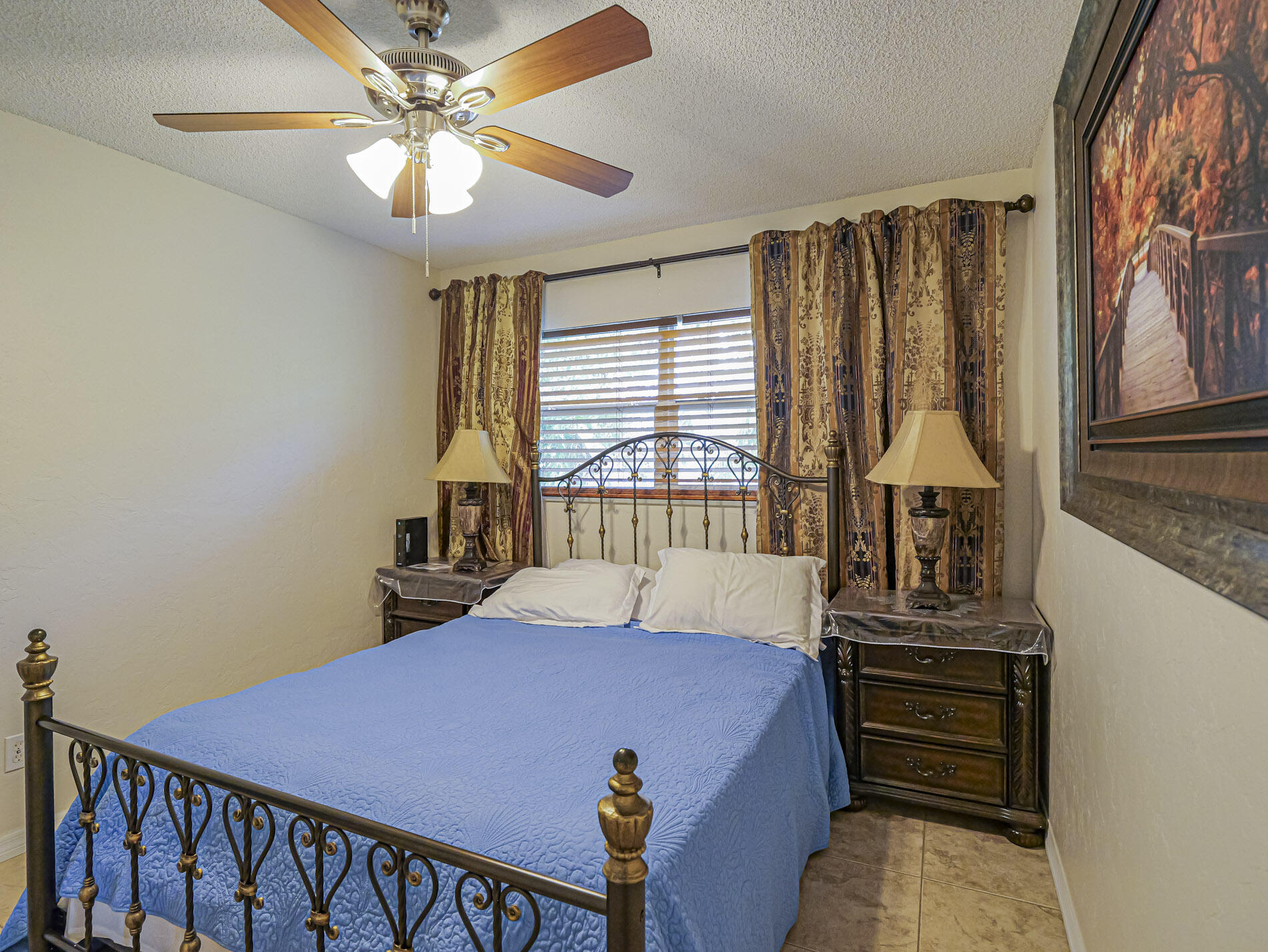 SHADOWLAWN CONDO - Residential Lease