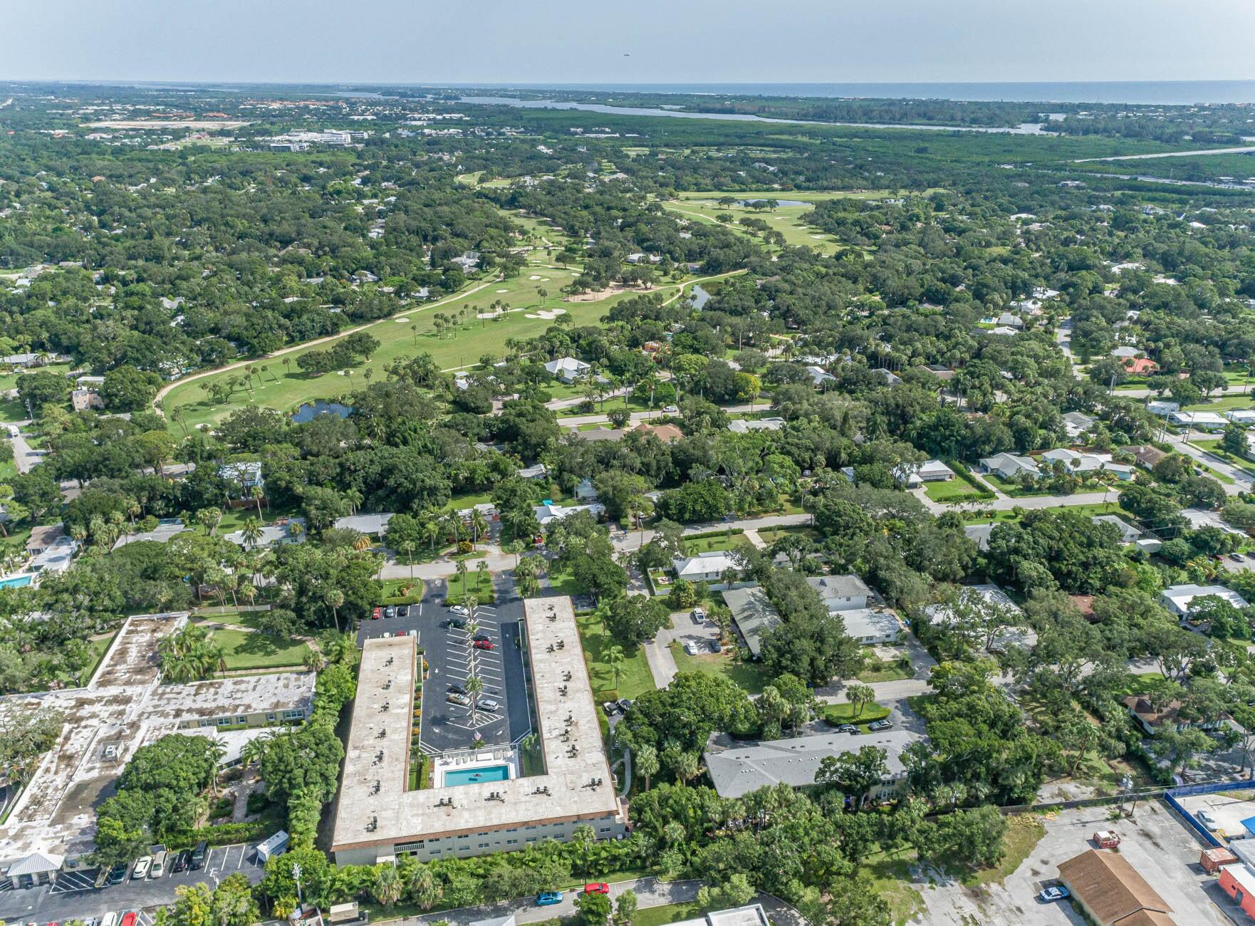 SHADOWLAWN CONDO - Residential Lease