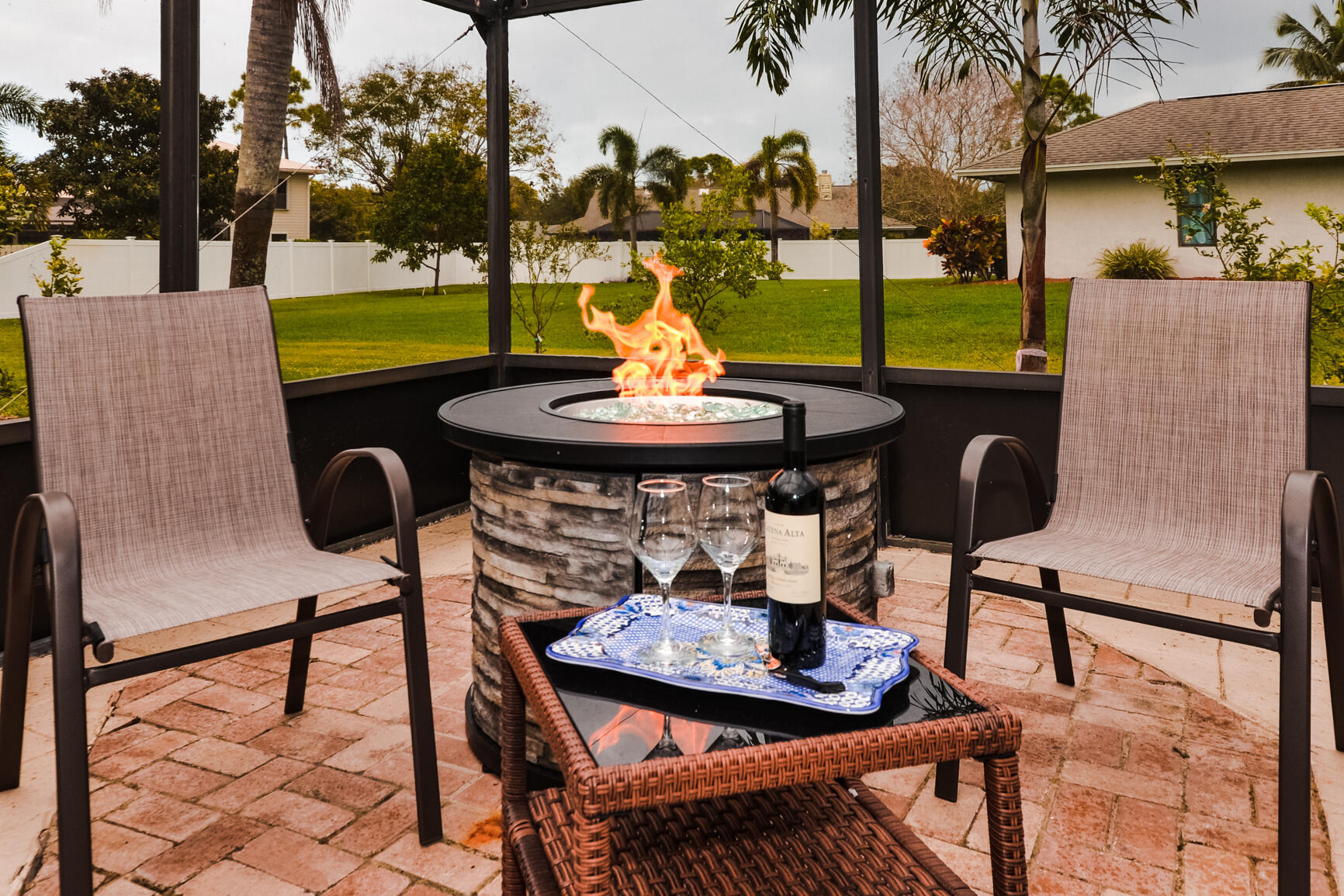 PINECREST LAKES - Residential Lease