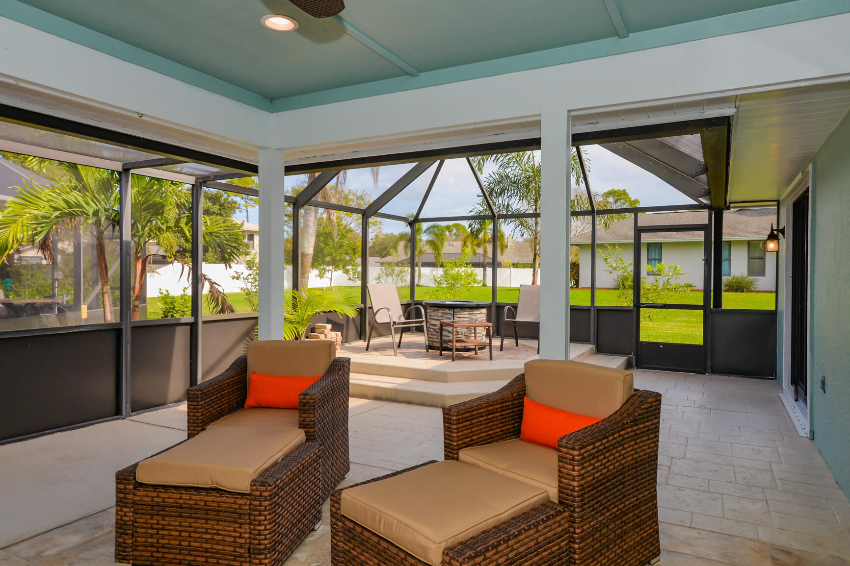 PINECREST LAKES - Residential Lease