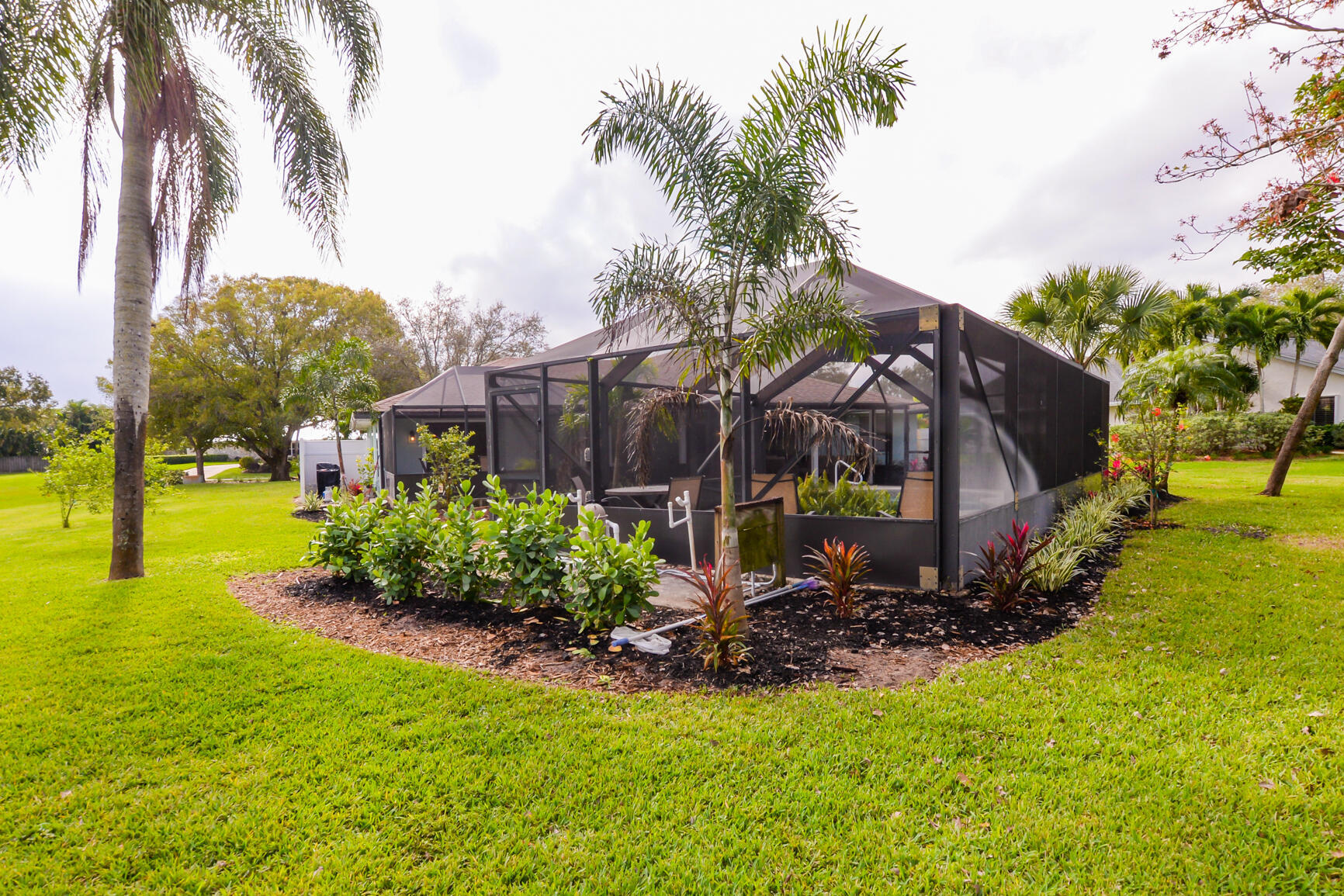 PINECREST LAKES - Residential Lease