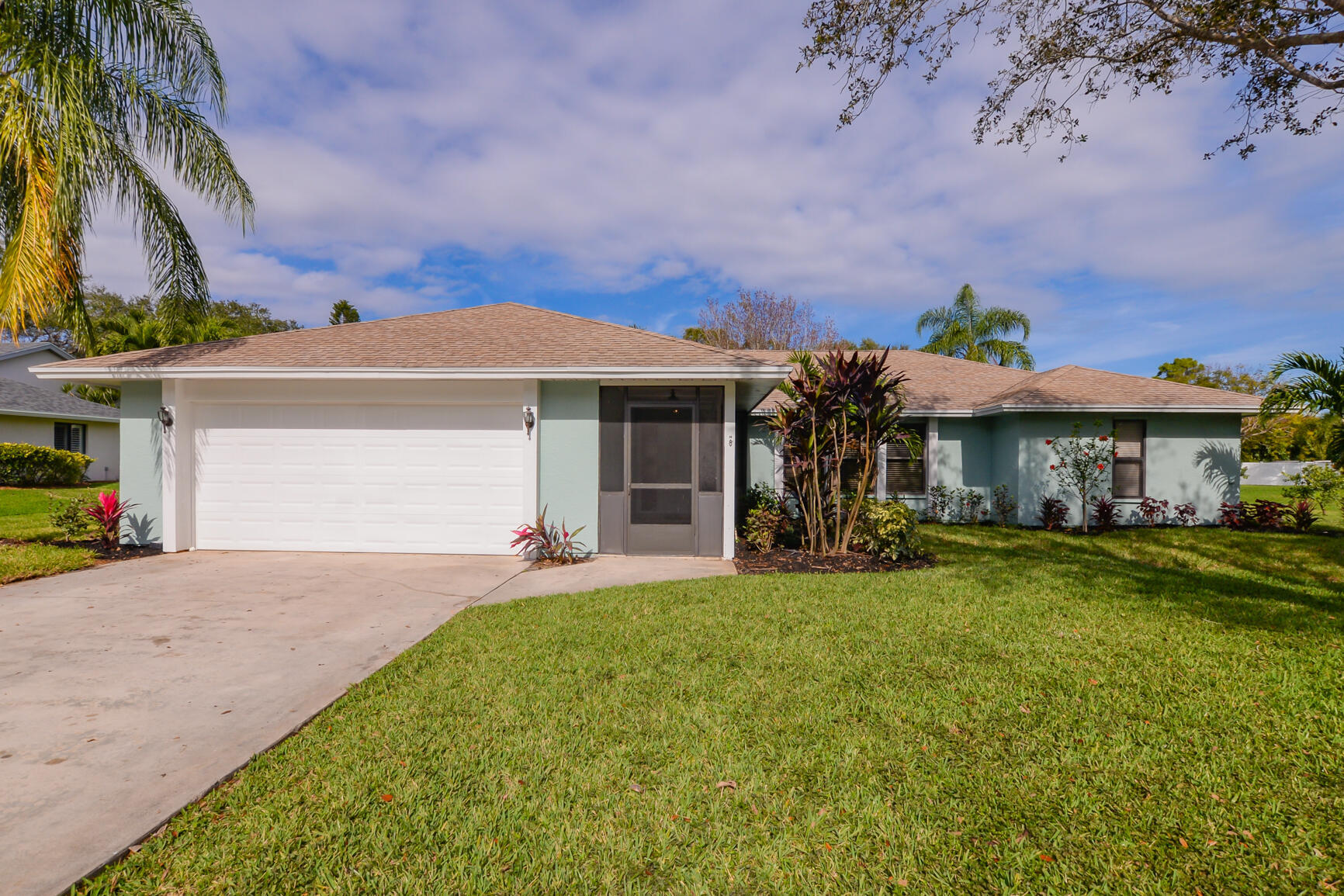 PINECREST LAKES - Residential Lease