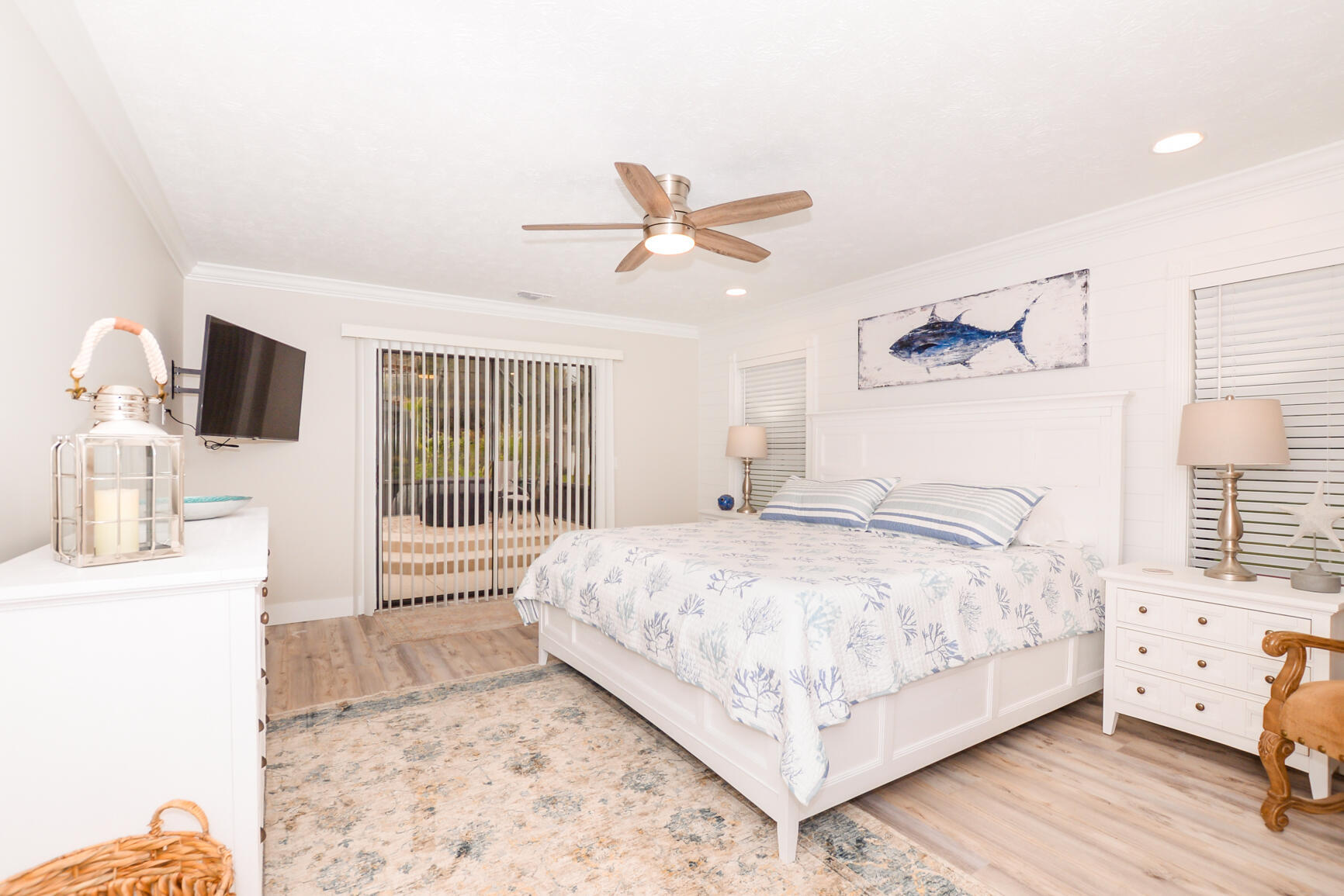 PINECREST LAKES - Residential Lease