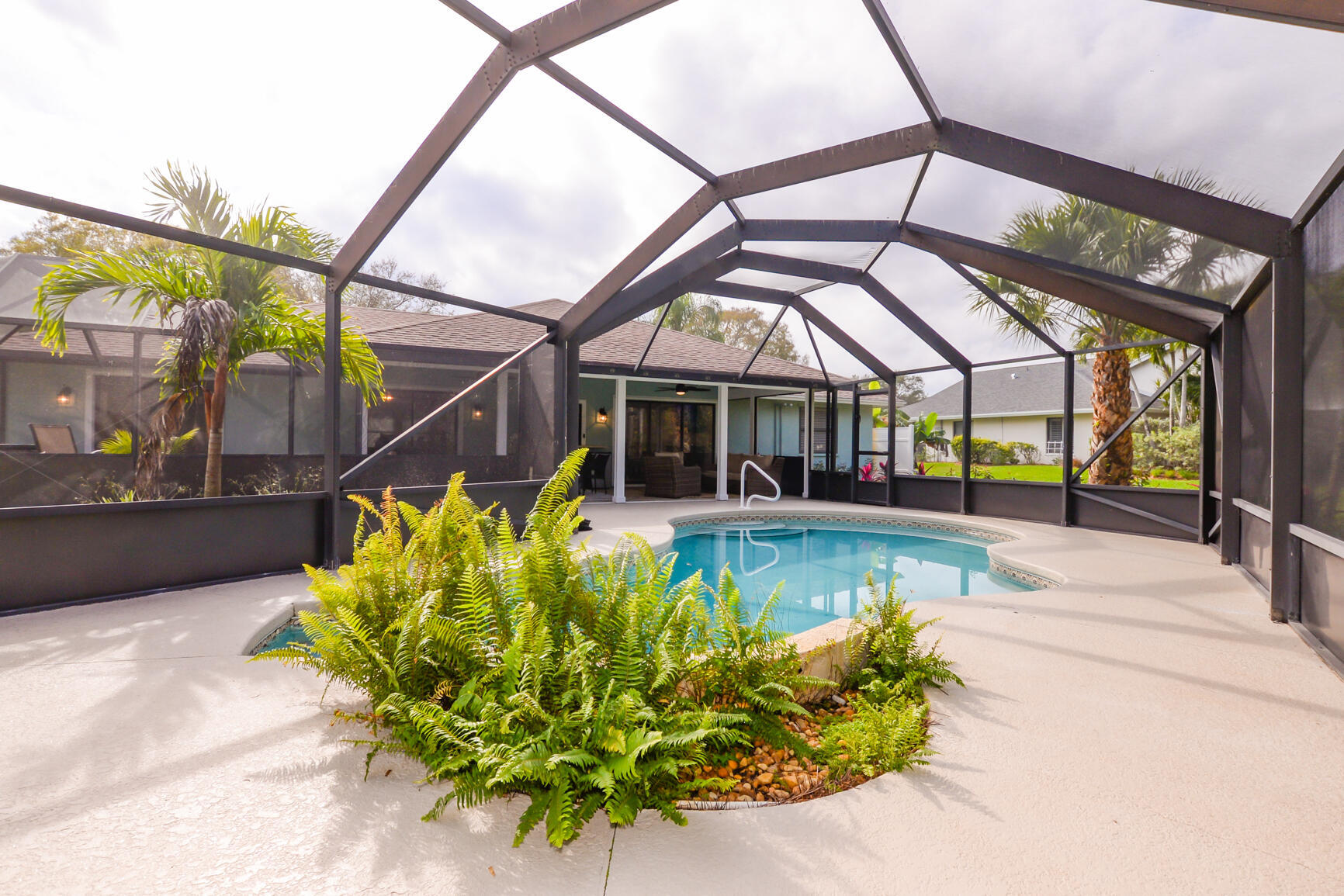 PINECREST LAKES - Residential Lease