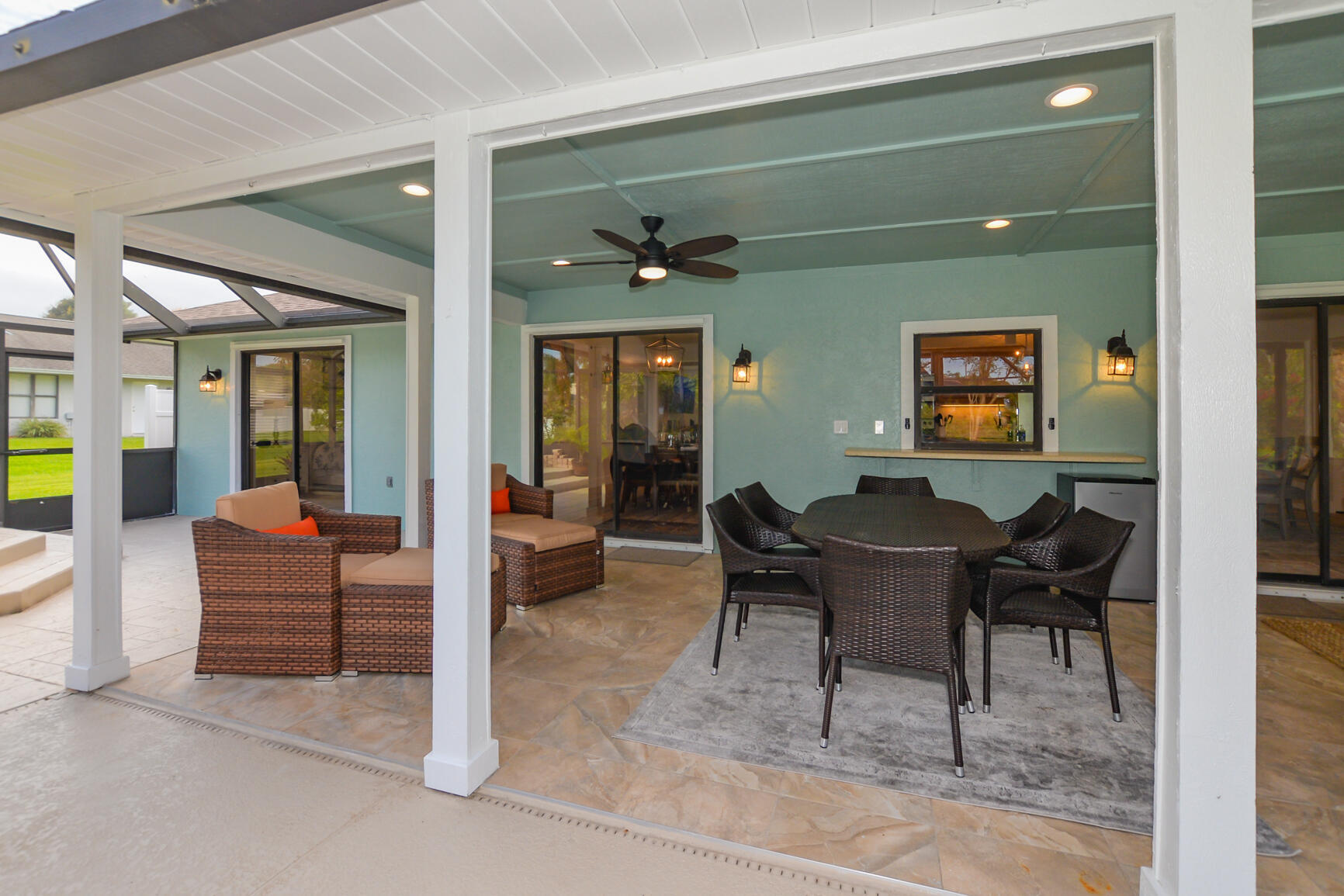PINECREST LAKES - Residential Lease