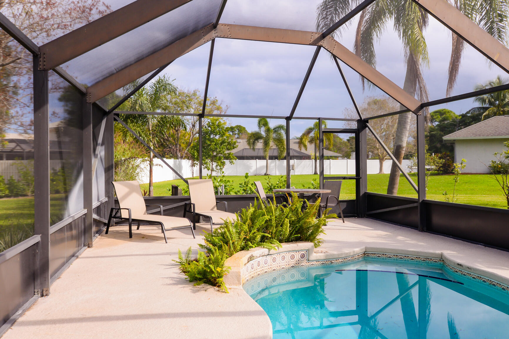 PINECREST LAKES - Residential Lease