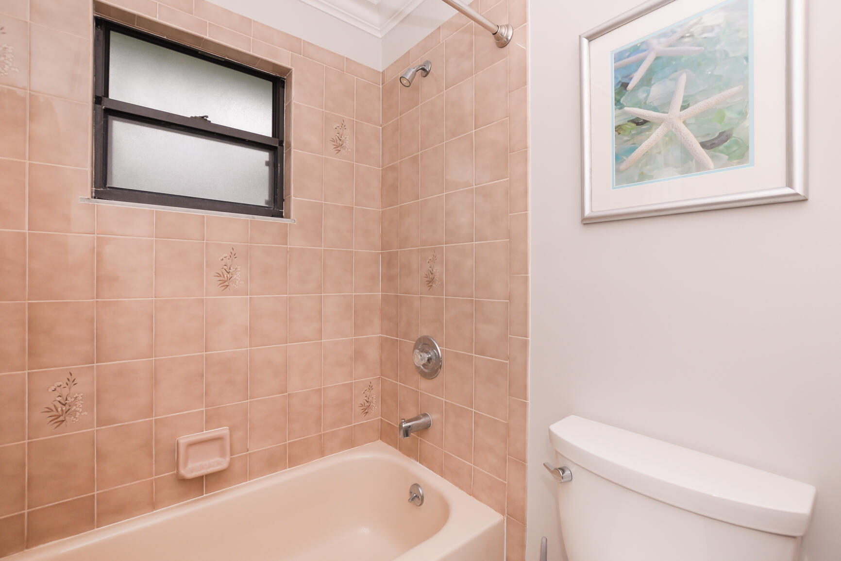 PINECREST LAKES - Residential Lease