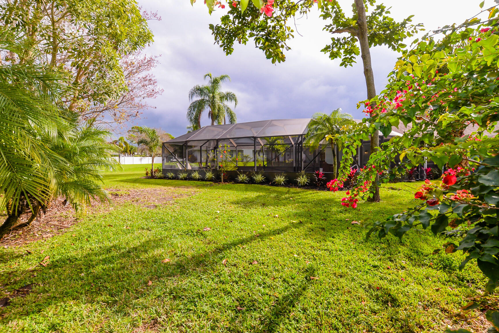 PINECREST LAKES - Residential Lease