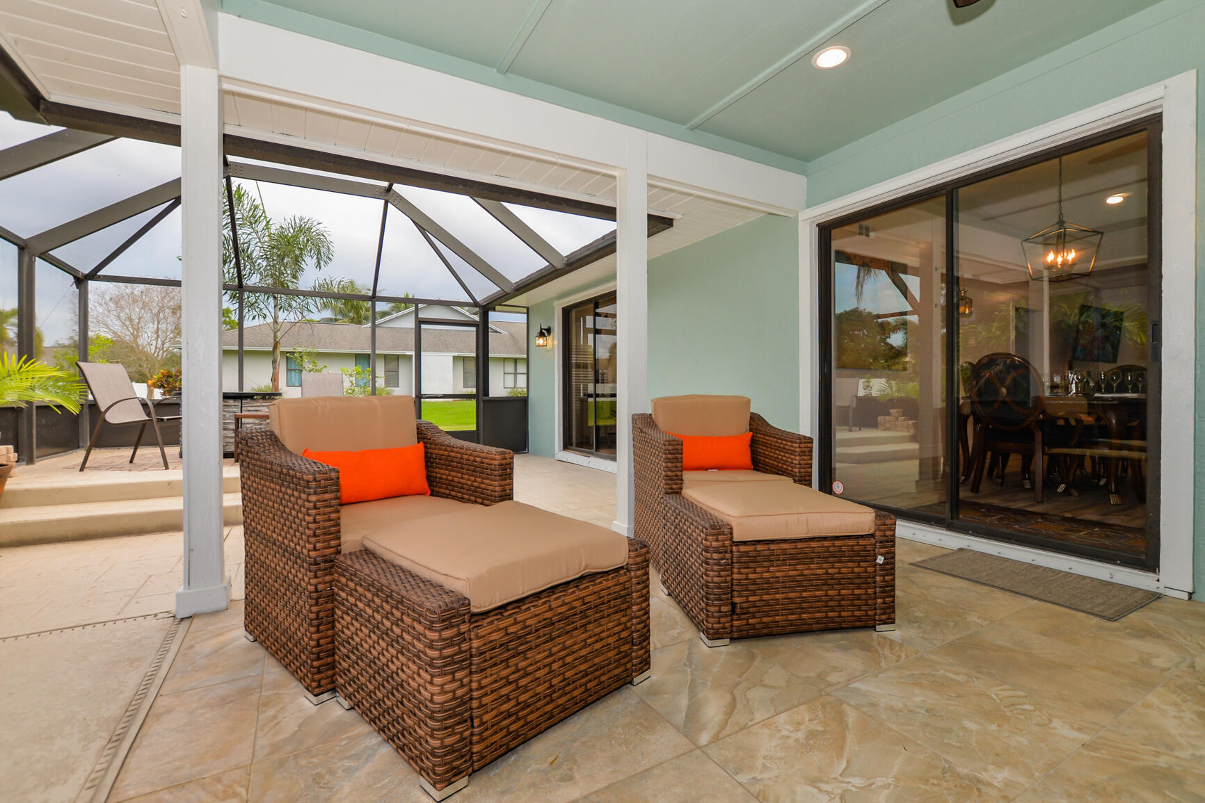 PINECREST LAKES - Residential Lease