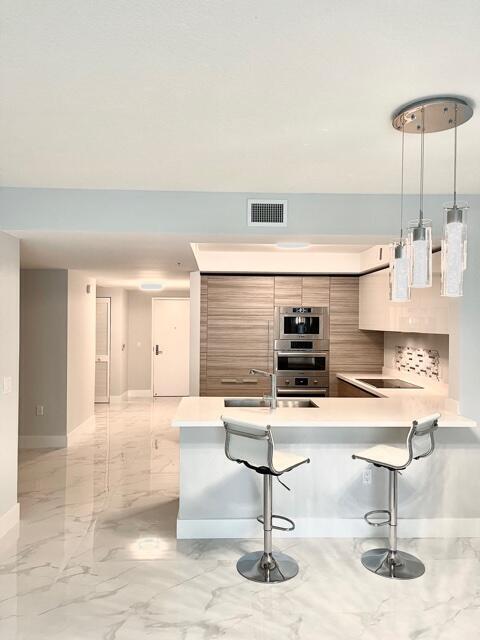 PARQUE TOWERS CONDO - Residential