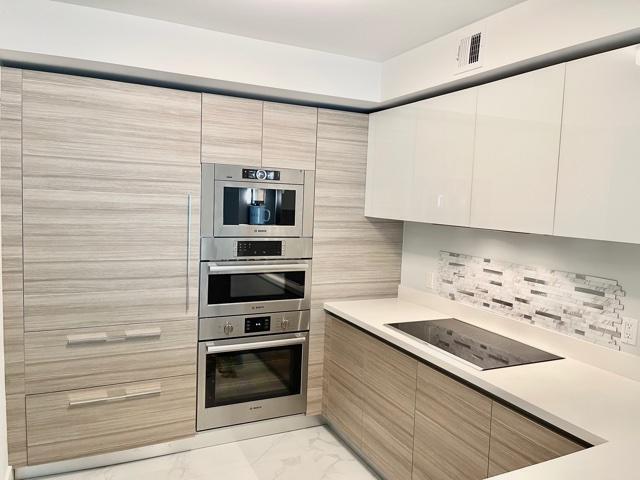 PARQUE TOWERS CONDO - Residential