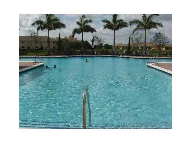 VILLAS AT CARMEL - Residential Lease