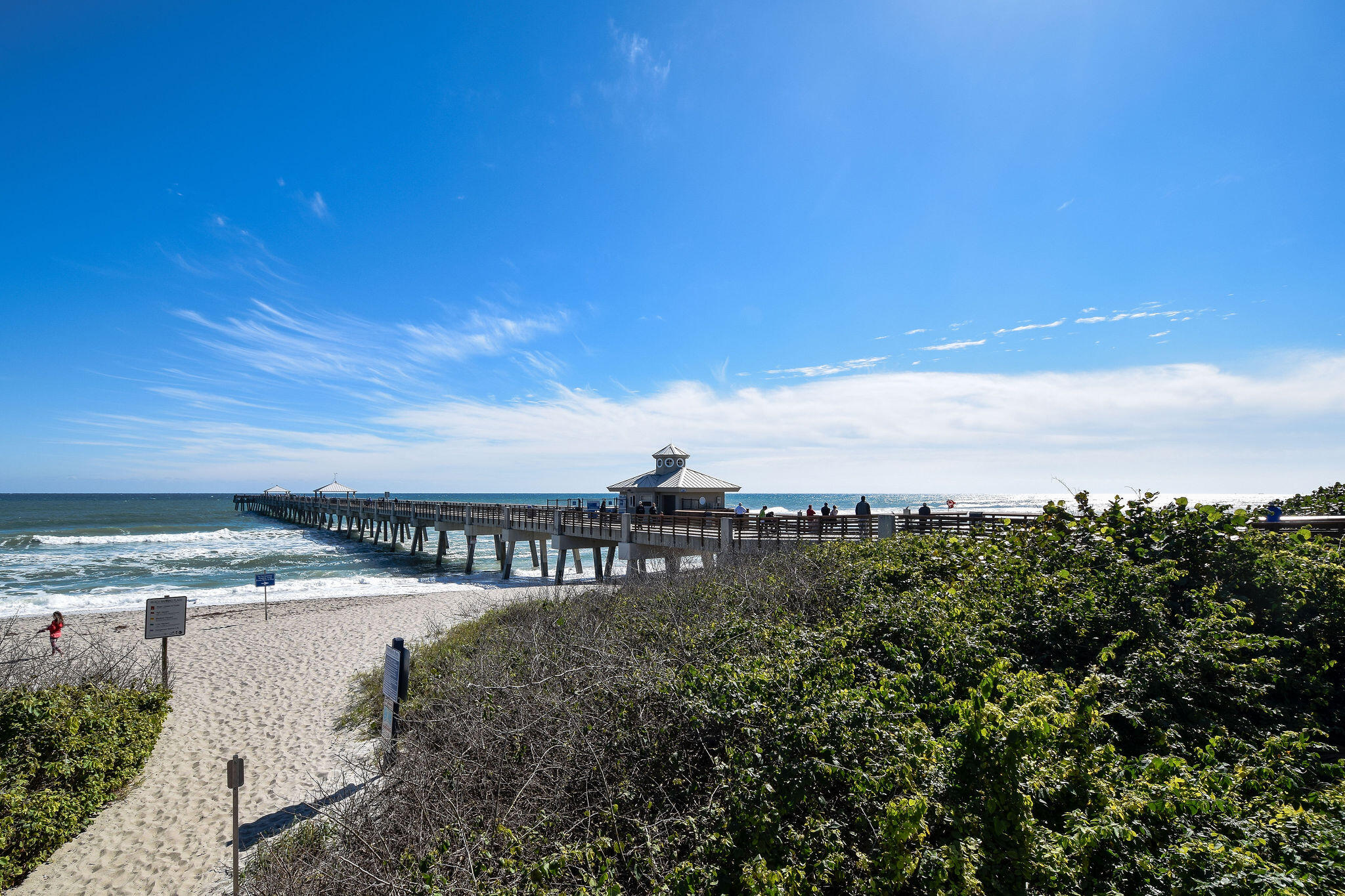 JUNO OCEAN WALK - Residential