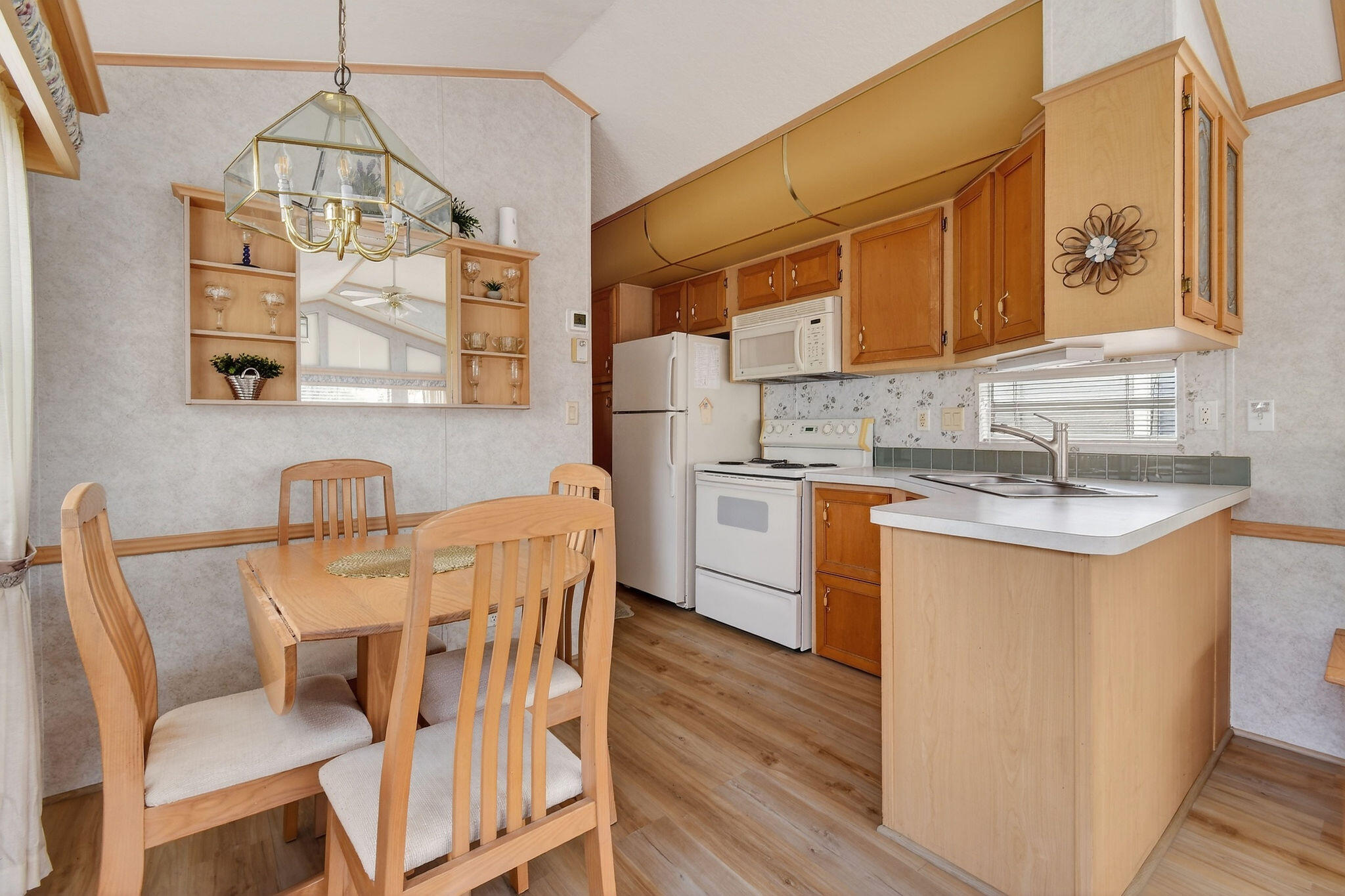 JUNO OCEAN WALK - Residential