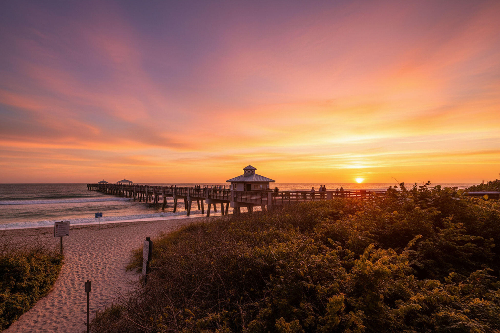 JUNO OCEAN WALK - Residential