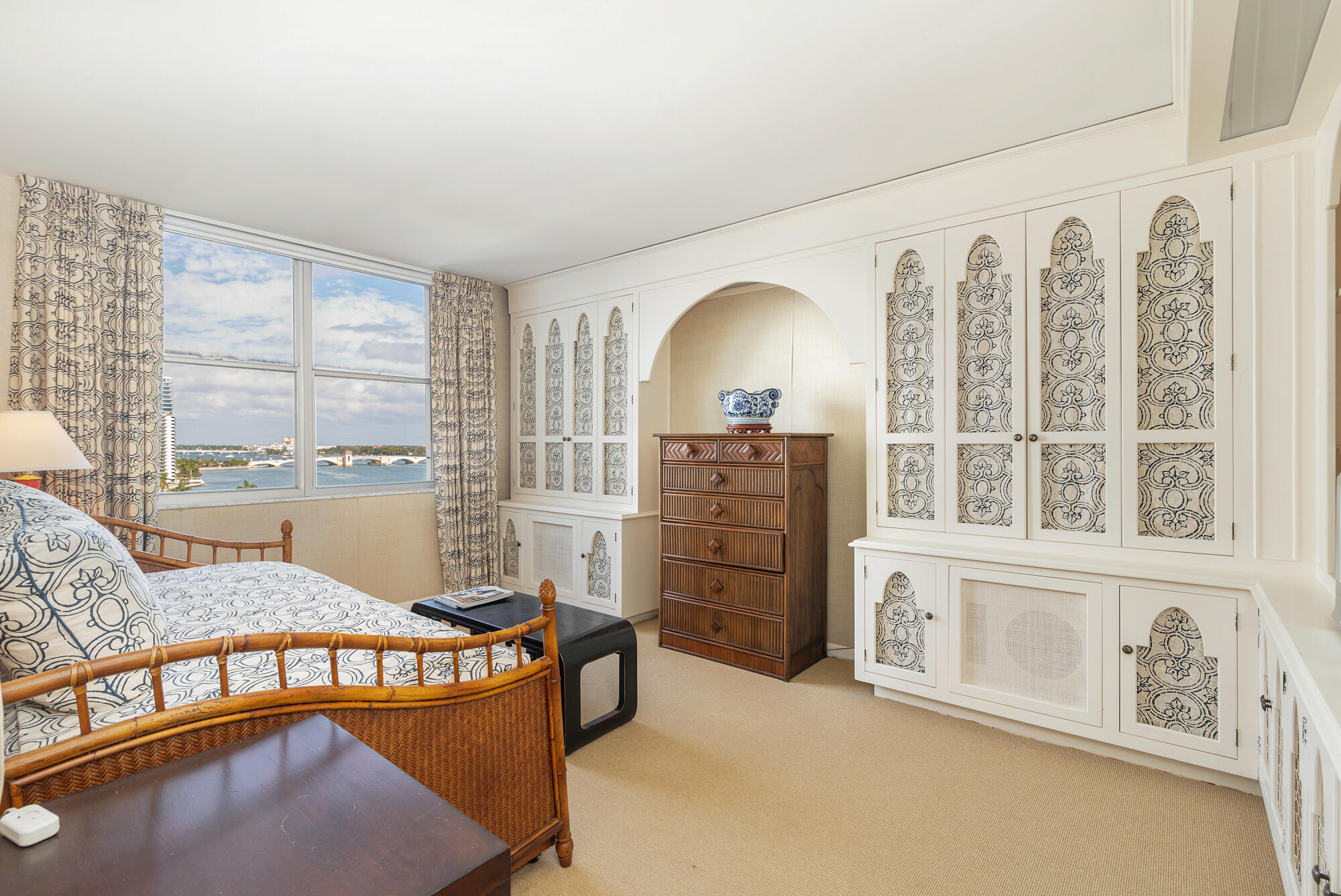 RAPALLO SOUTH CONDO - Residential Lease