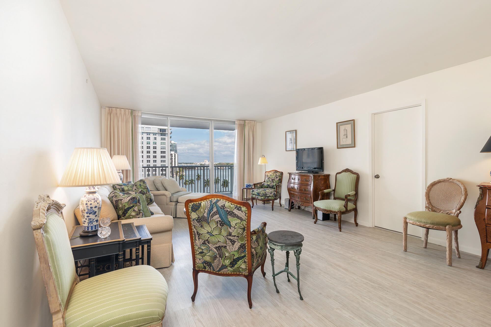RAPALLO SOUTH CONDO - Residential Lease