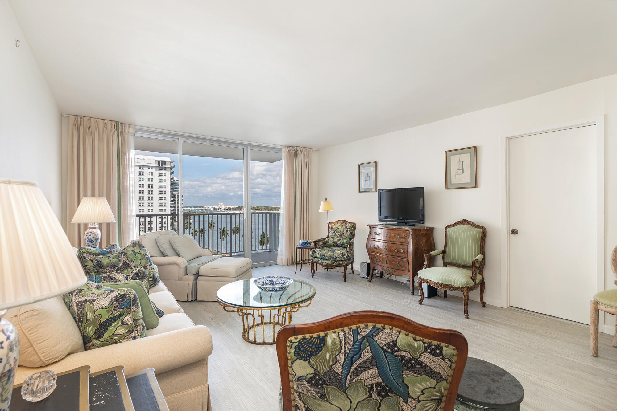 RAPALLO SOUTH CONDO - Residential Lease