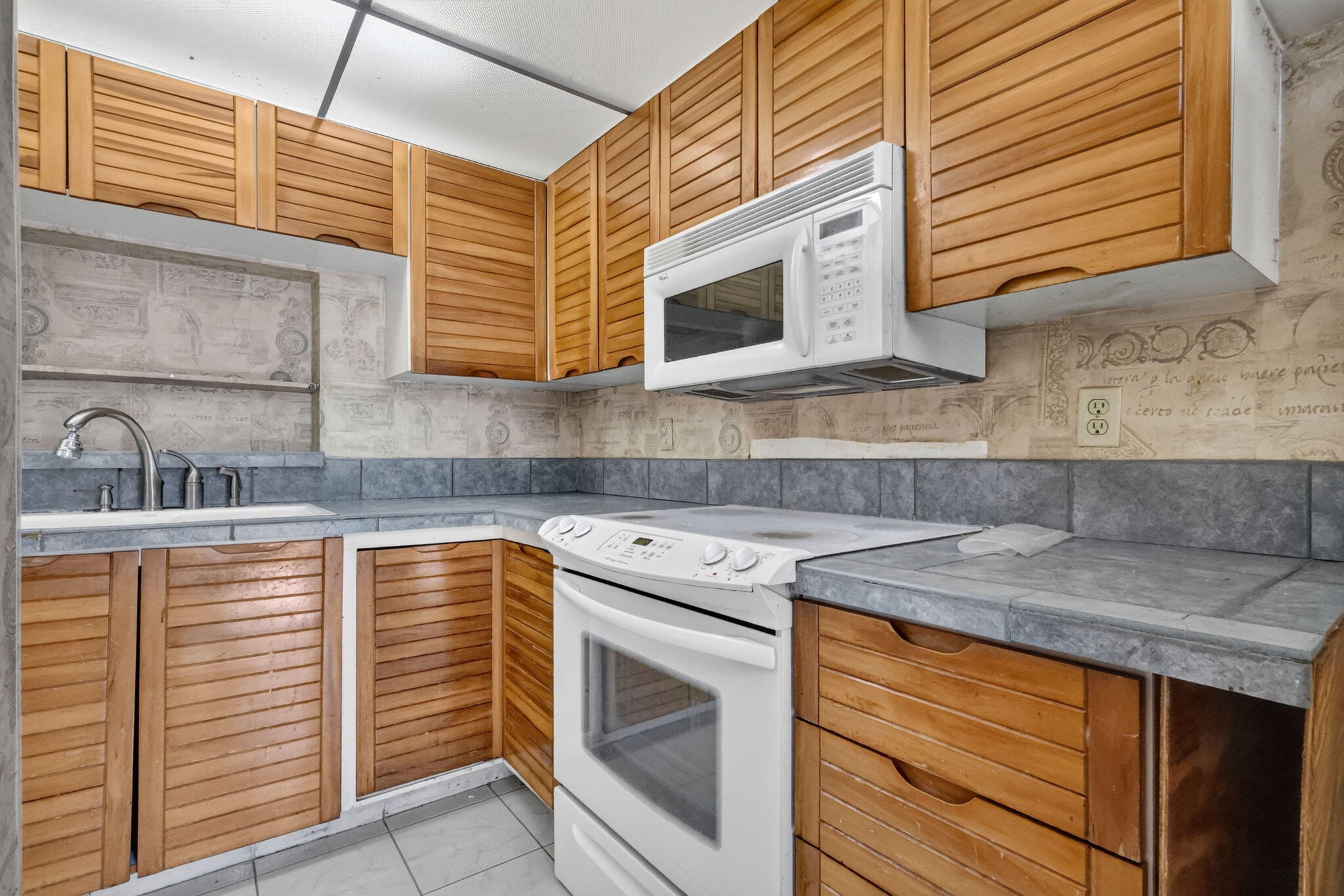 MORNINGSTAR AT DELRAY - Residential