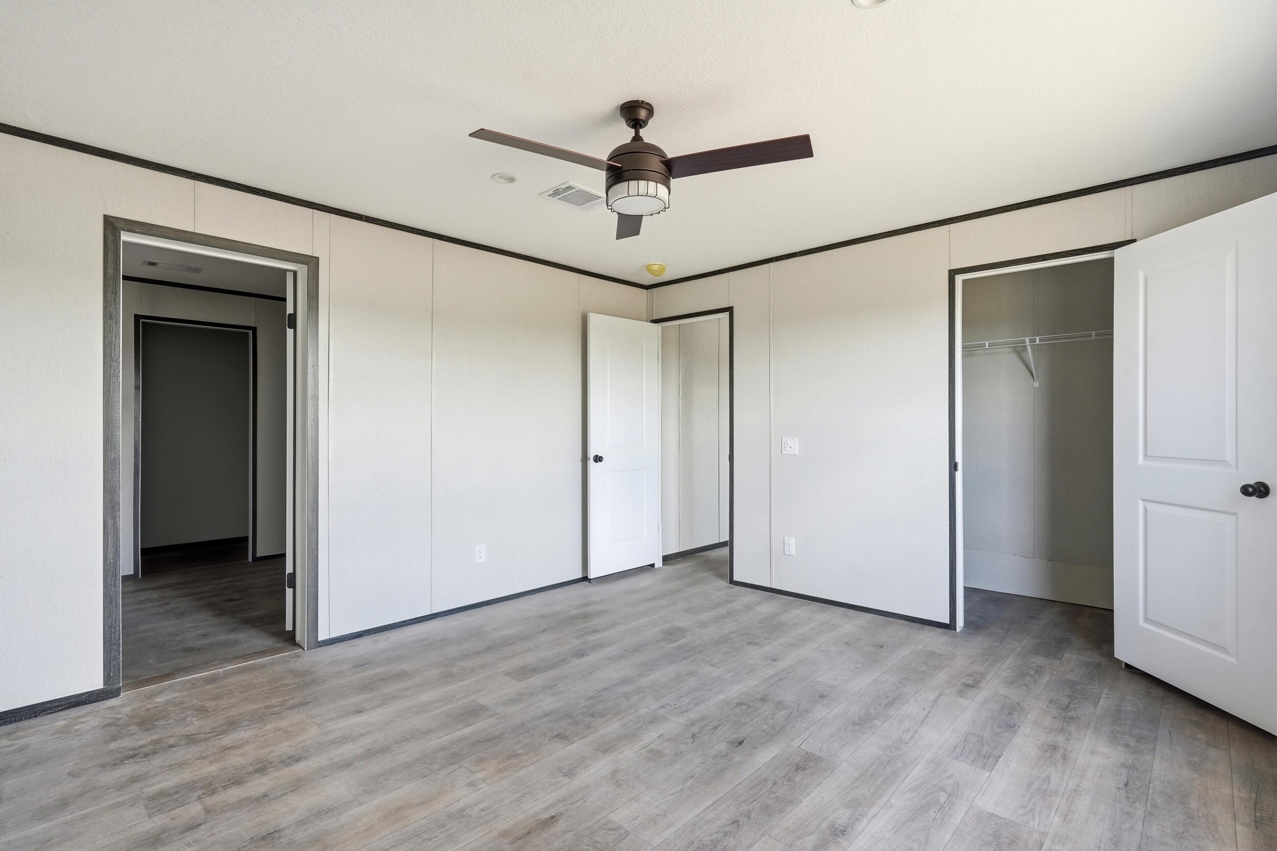 VIKING ESTATES - Residential