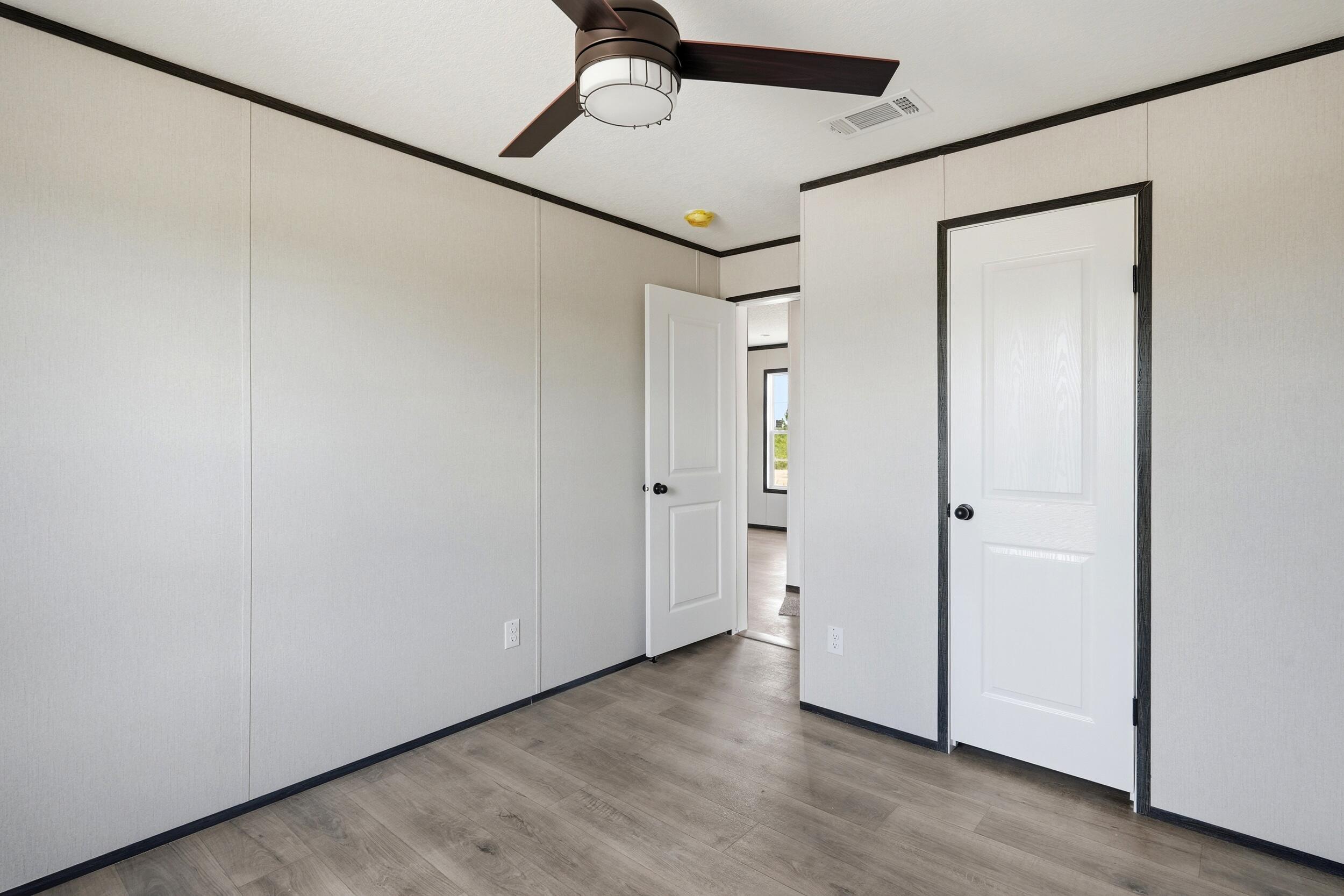 VIKING ESTATES - Residential