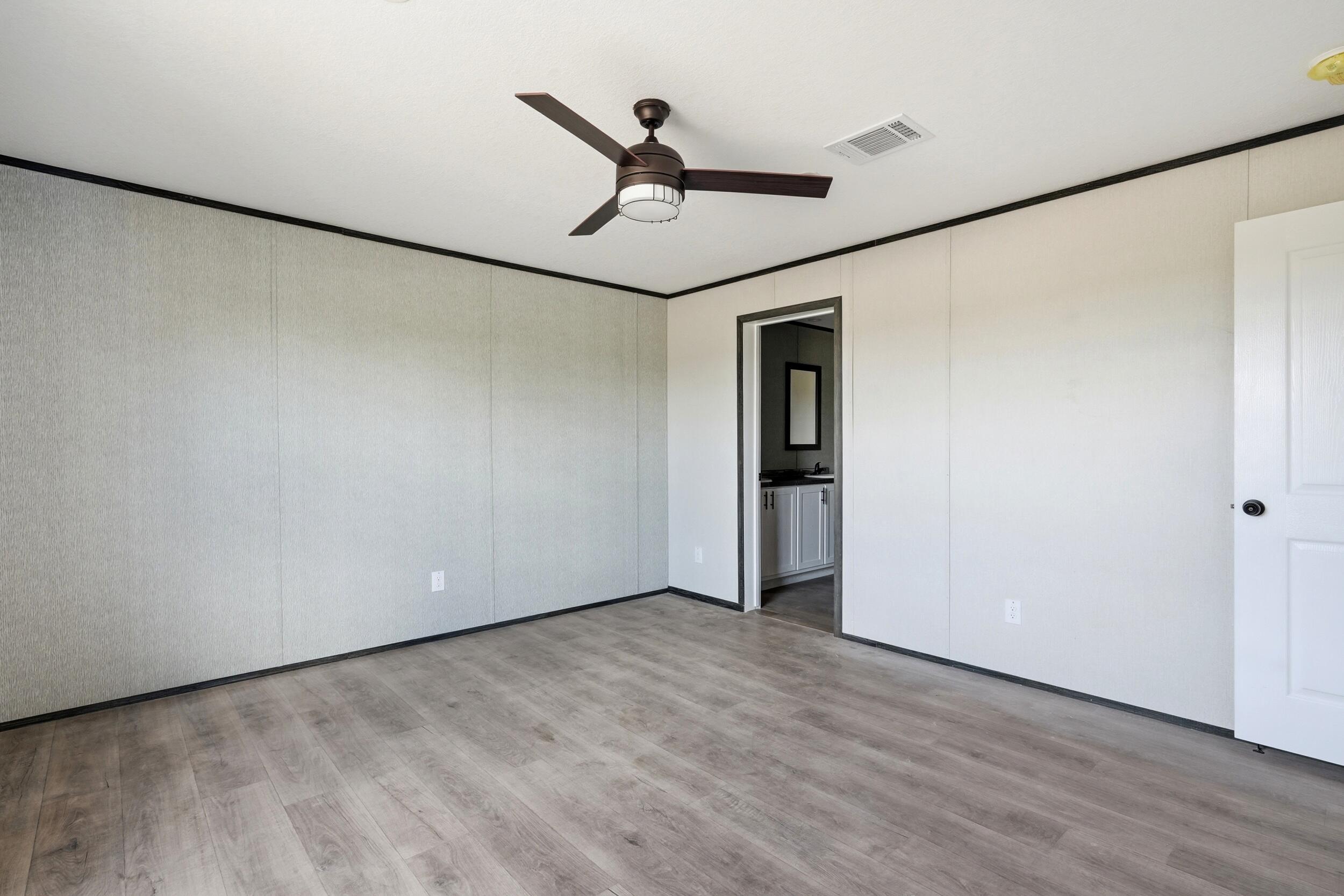 VIKING ESTATES - Residential