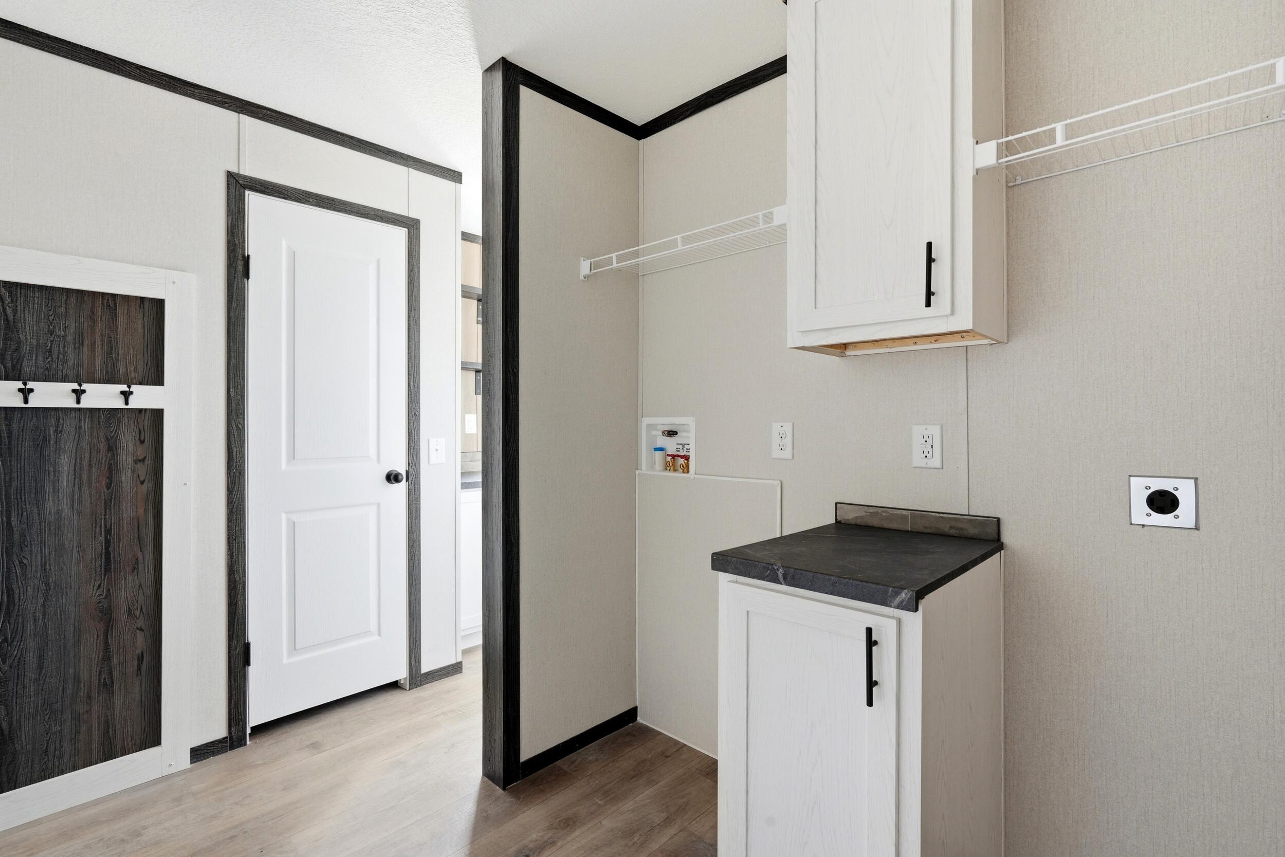 VIKING ESTATES - Residential