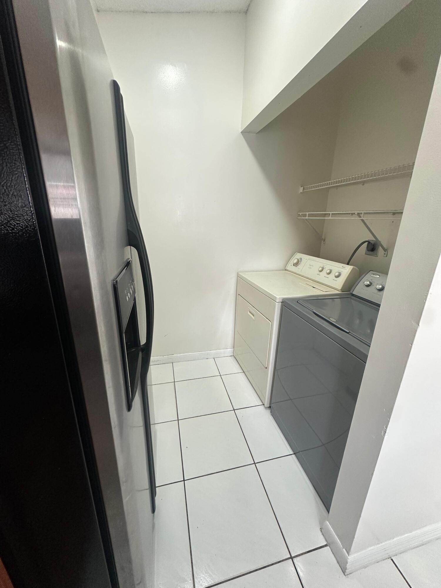 LOS PALACIOS I CONDO - Residential Lease