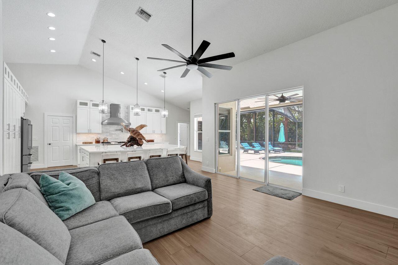 Loxahatchee - Residential
