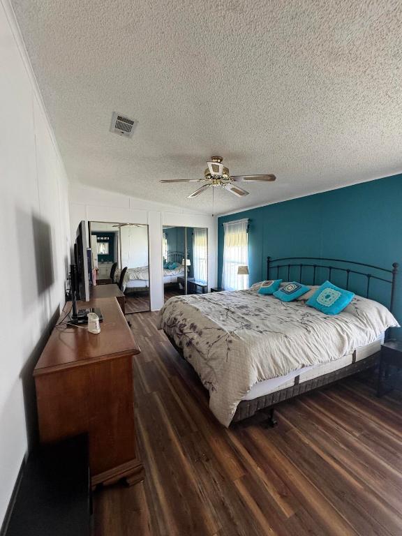 Spanish Lakes Country Club Village - Residential