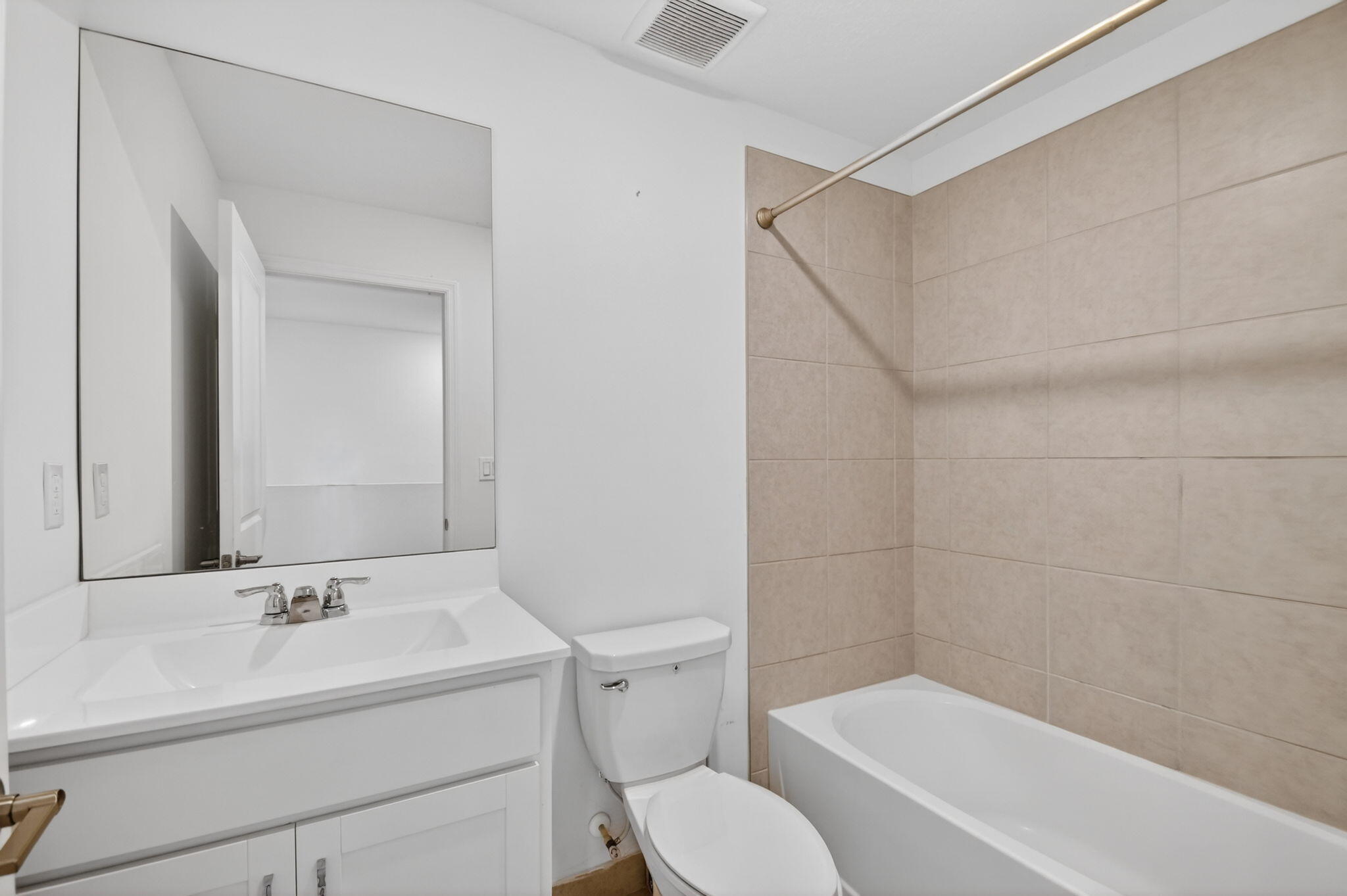 LAKESHORE AT THE FOUNTAINS - Residential Lease