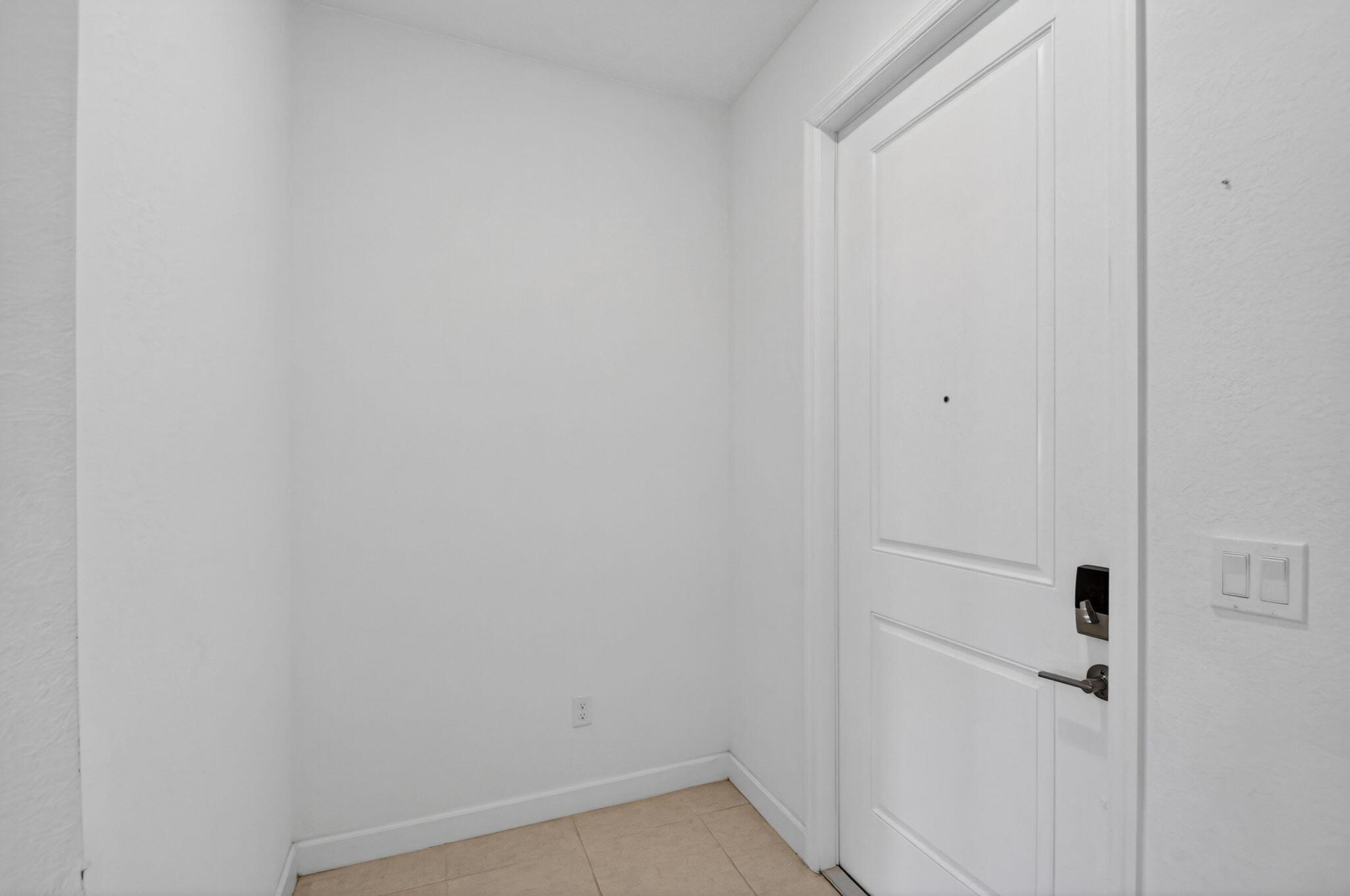 LAKESHORE AT THE FOUNTAINS - Residential Lease