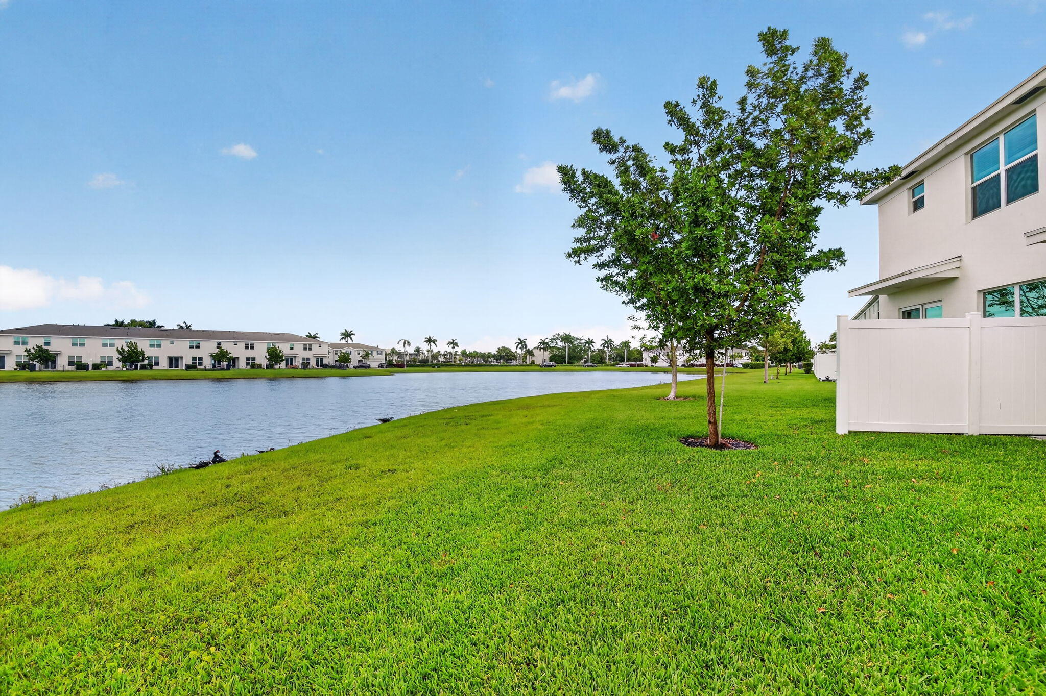 LAKESHORE AT THE FOUNTAINS - Residential Lease