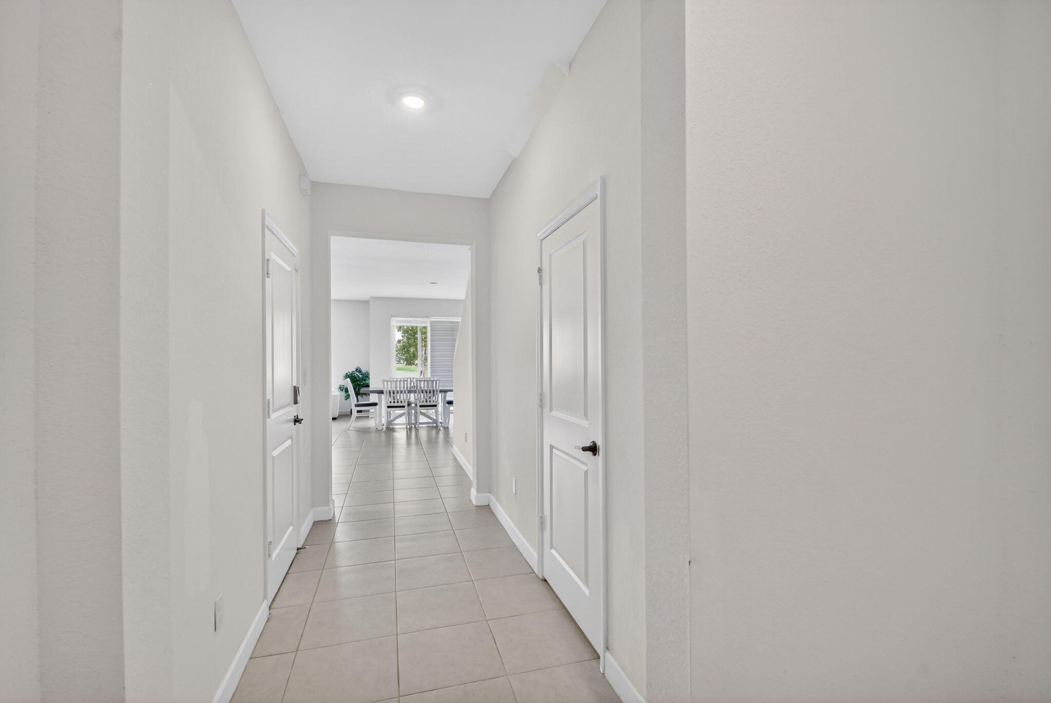 LAKESHORE AT THE FOUNTAINS - Residential Lease