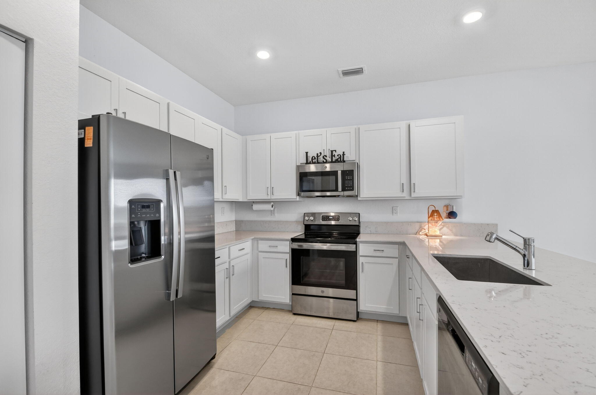 LAKESHORE AT THE FOUNTAINS - Residential Lease