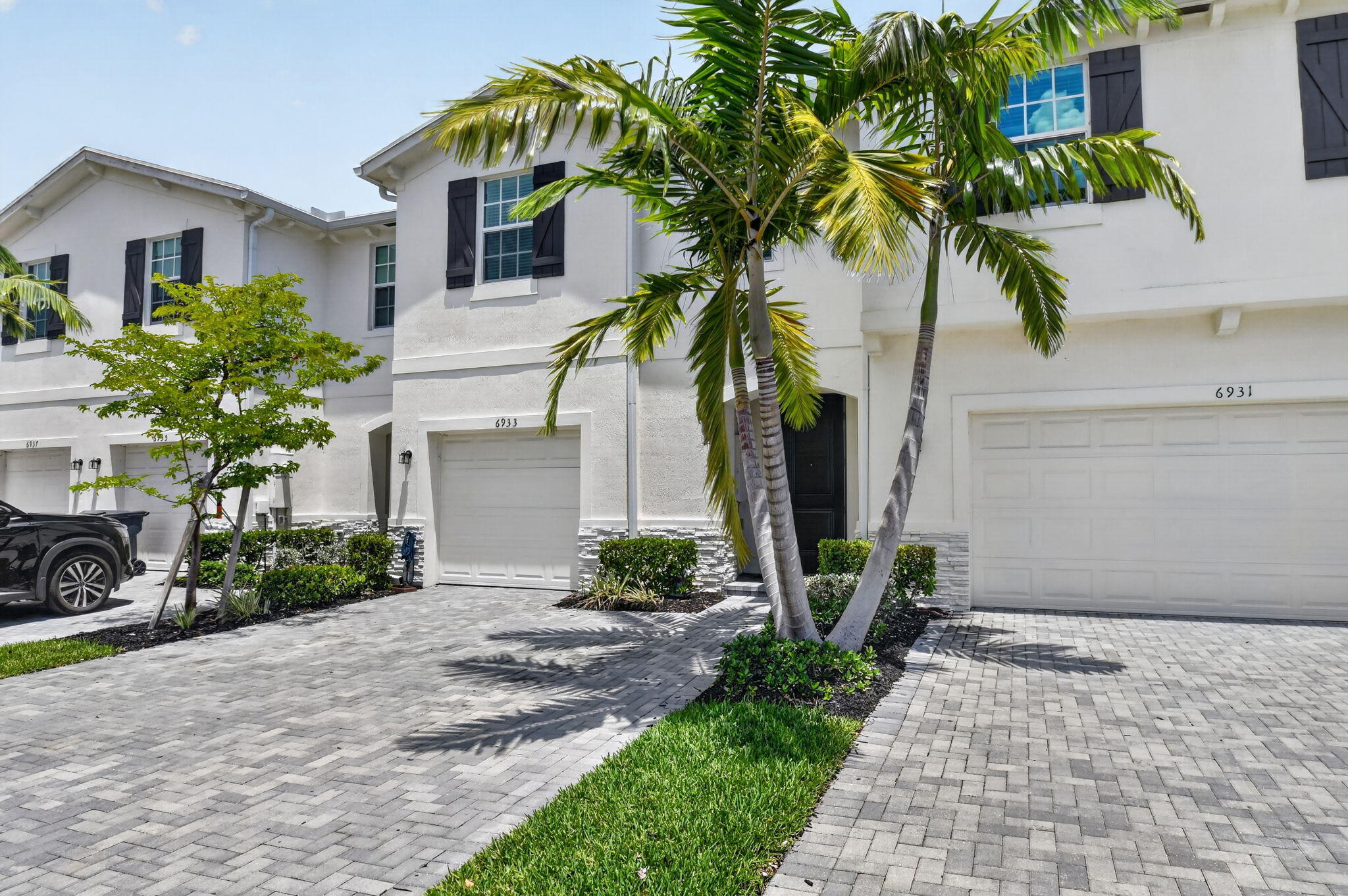 LAKESHORE AT THE FOUNTAINS - Residential Lease
