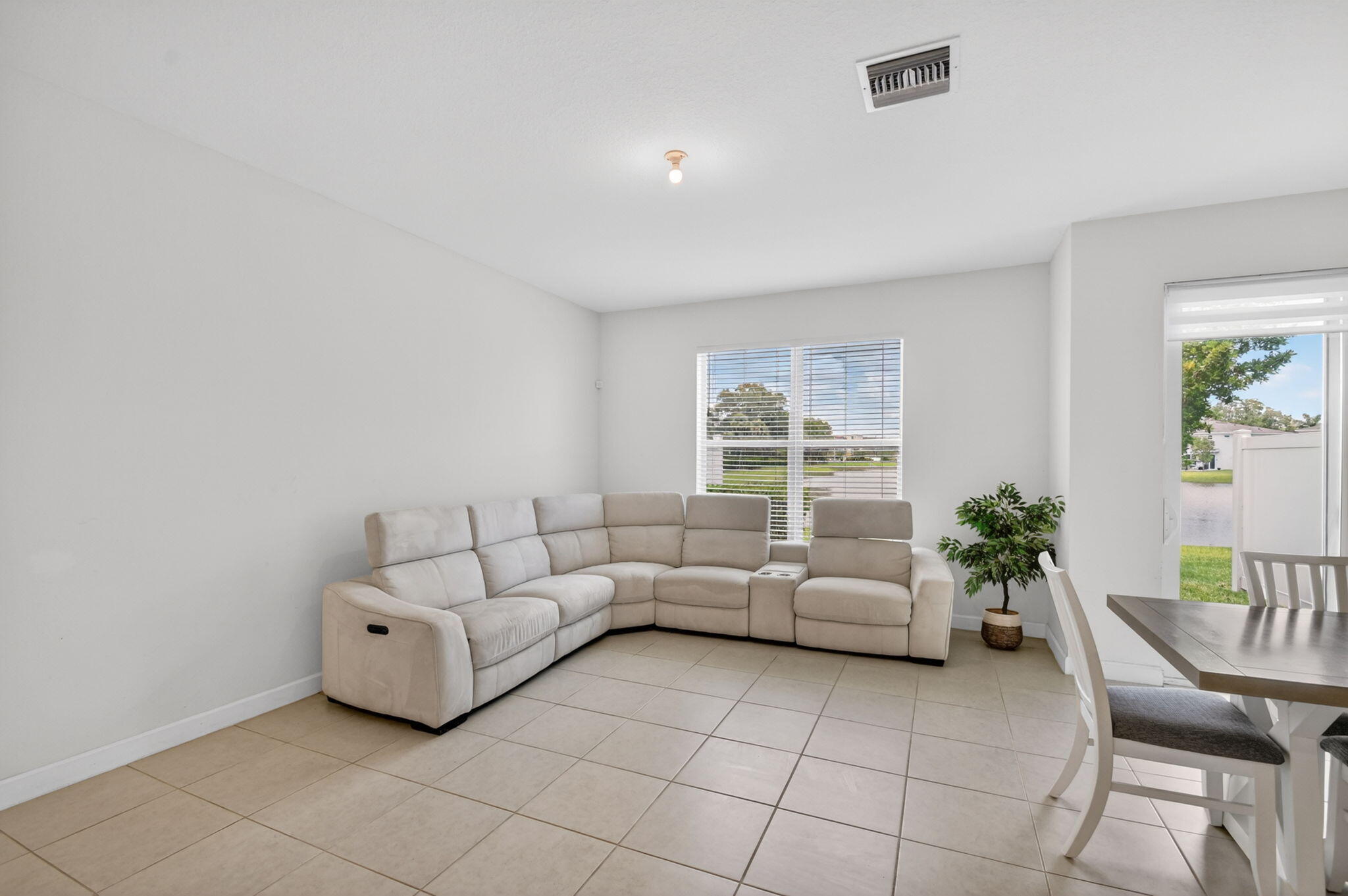 LAKESHORE AT THE FOUNTAINS - Residential Lease
