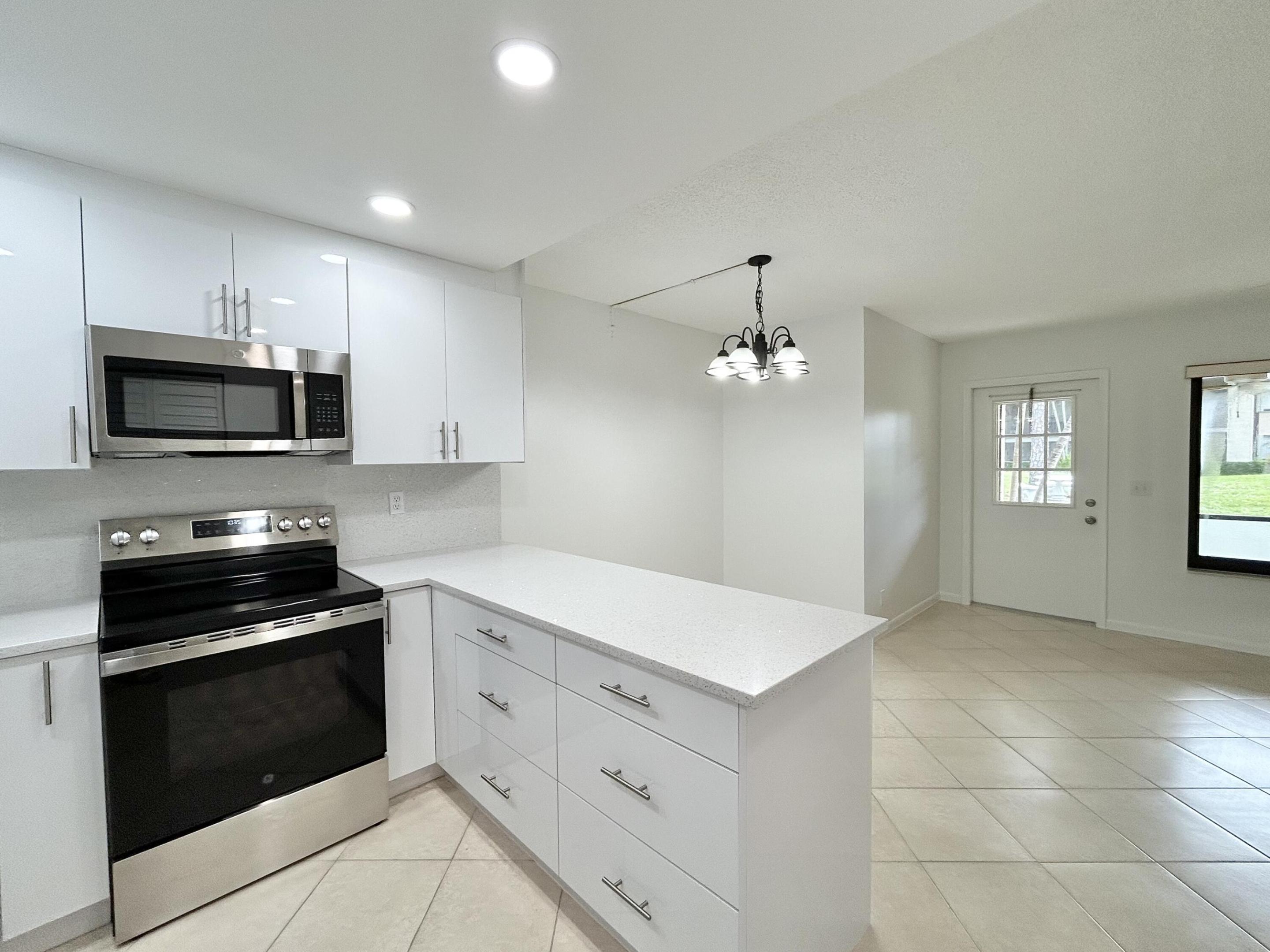 PINE RIDGE SOUTH IV CONDO - Residential
